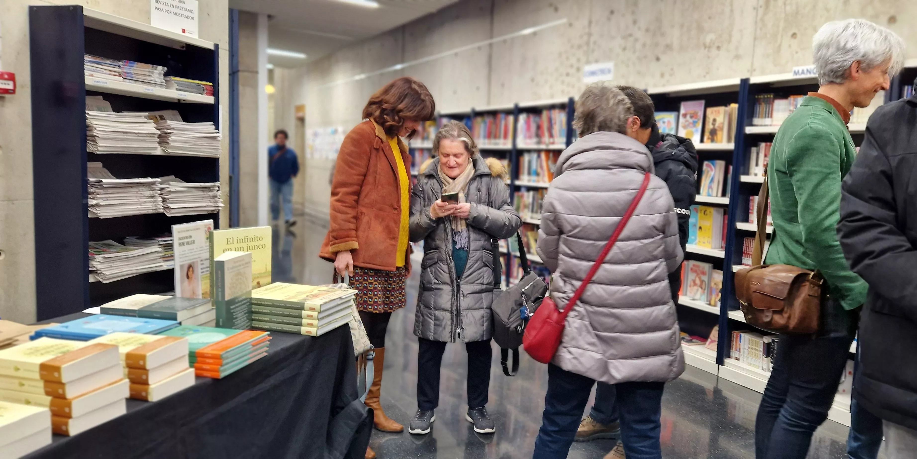  Irene Vallejo en la Biblioteca Ramón J. Sender. Foto Myriam Martínez