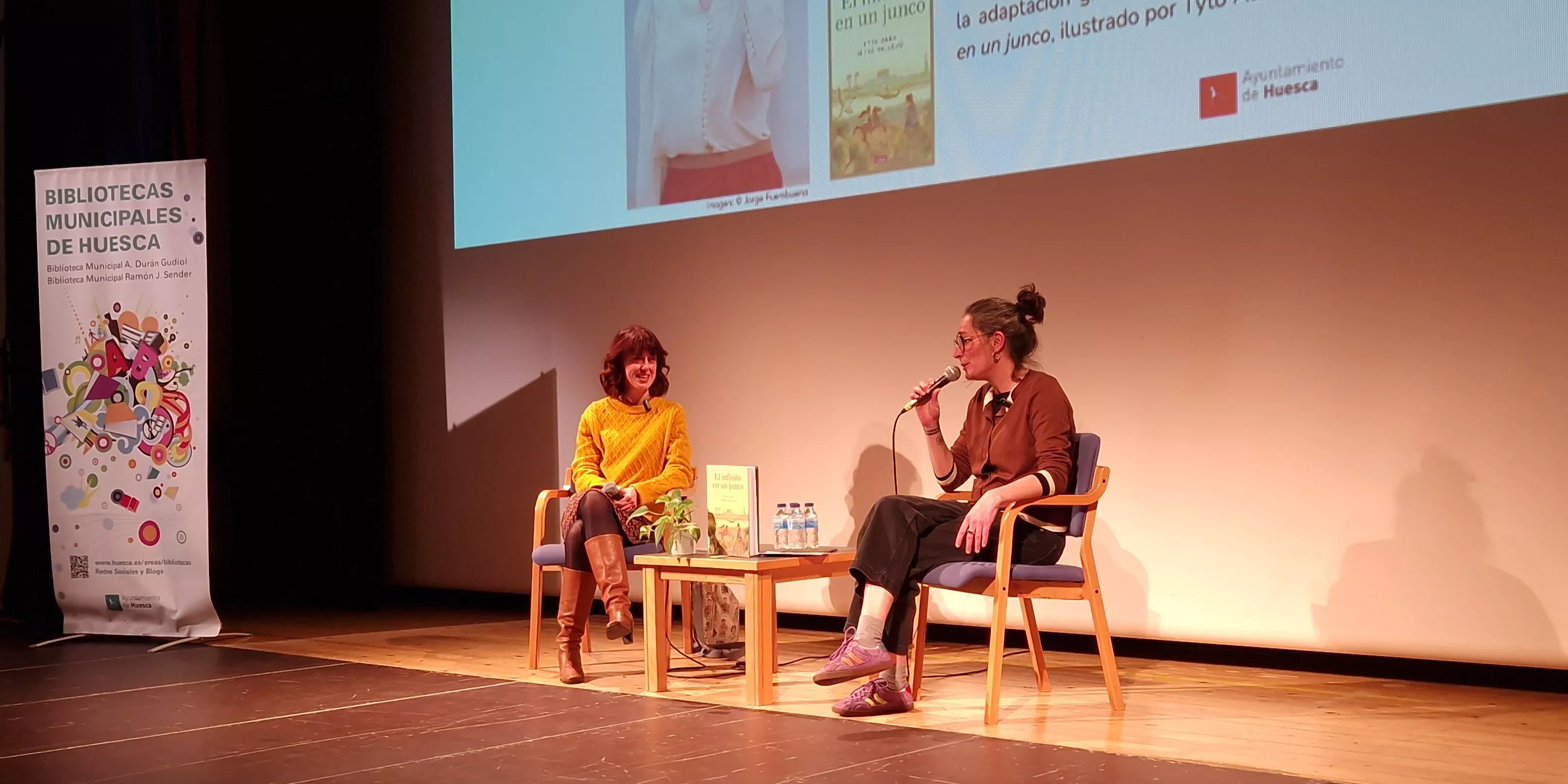  Irene Vallejo en la Biblioteca Ramón J. Sender. Foto Myriam Martínez