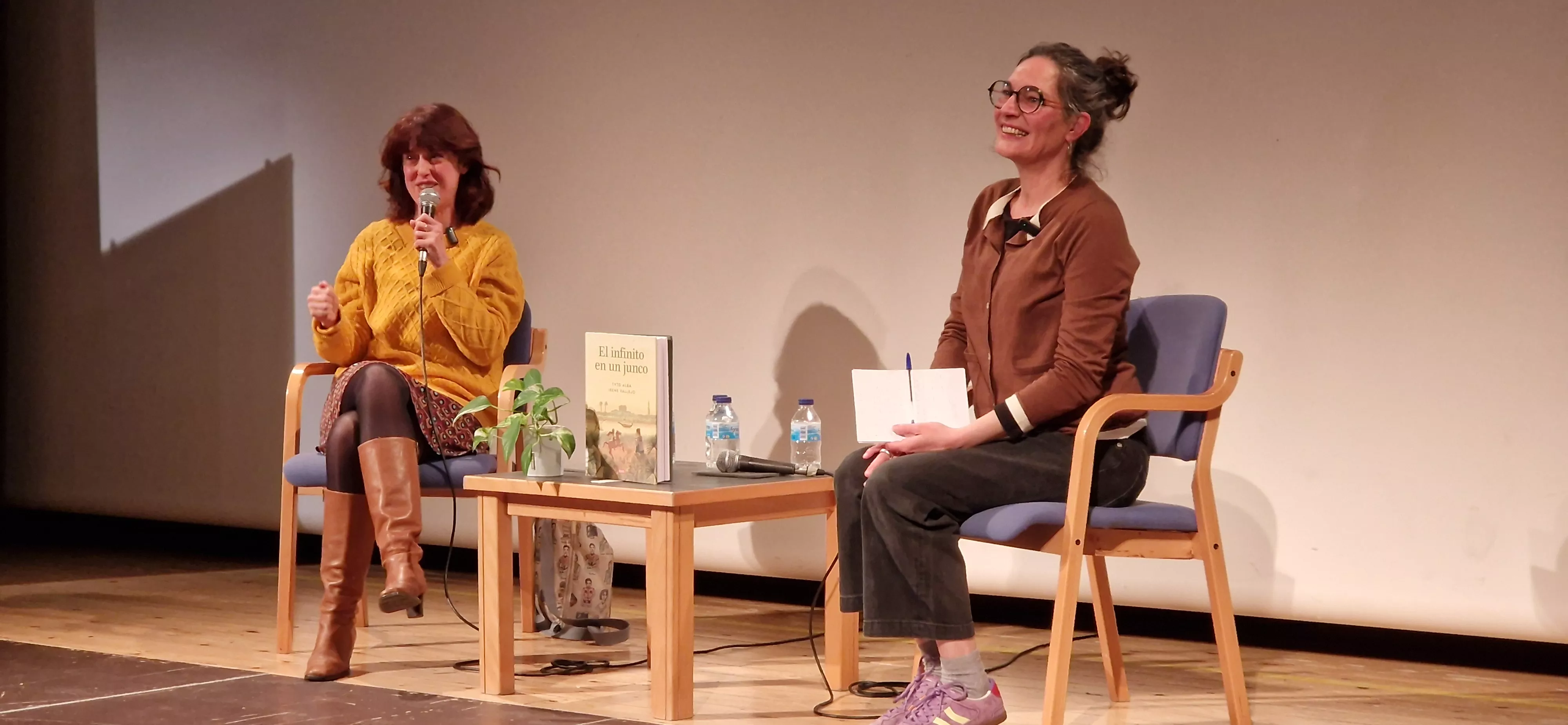  Irene Vallejo en la Biblioteca Ramón J. Sender. Foto Myriam Martínez