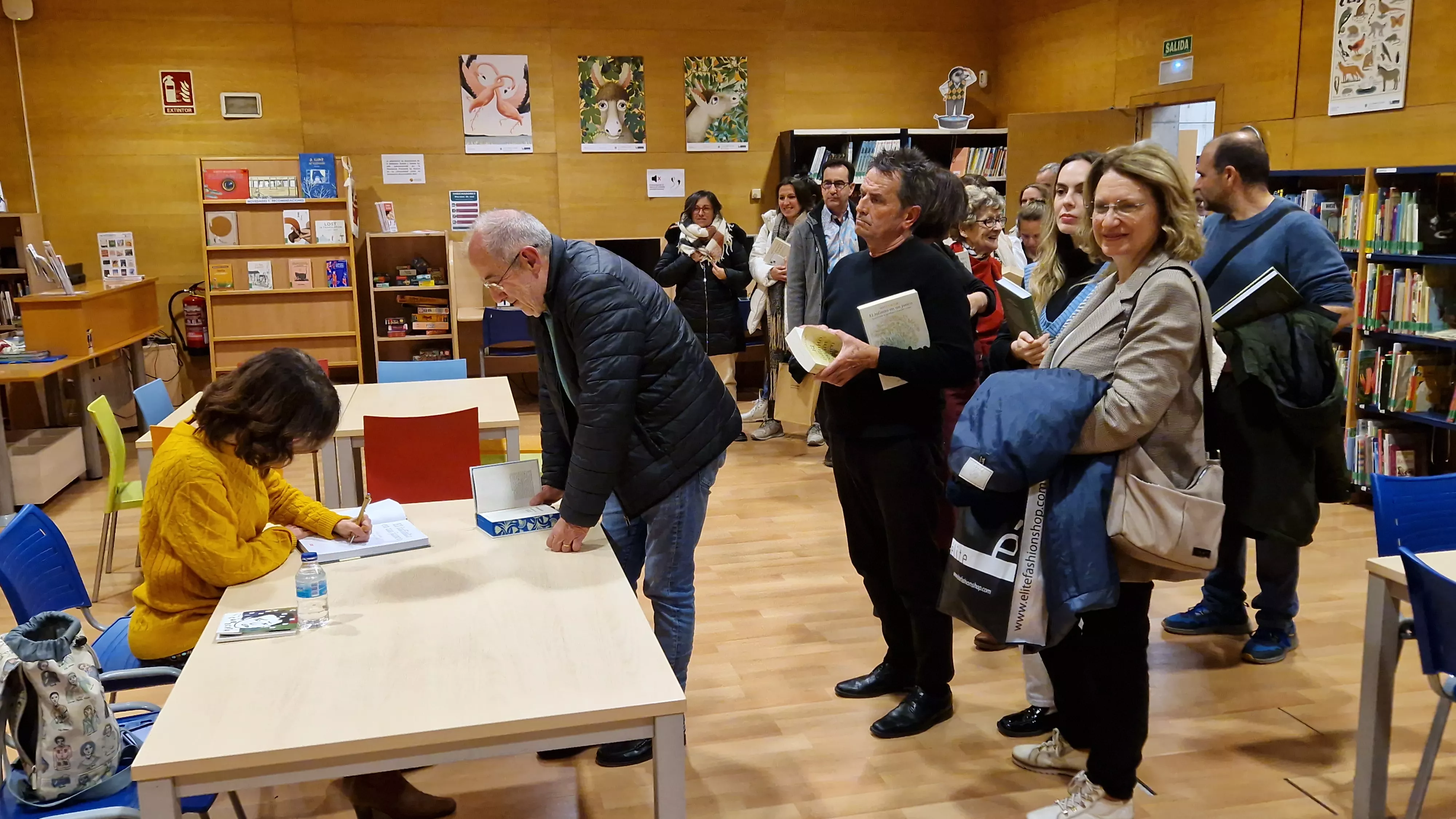  Irene Vallejo en la Biblioteca Ramón J. Sender. Foto Myriam Martínez