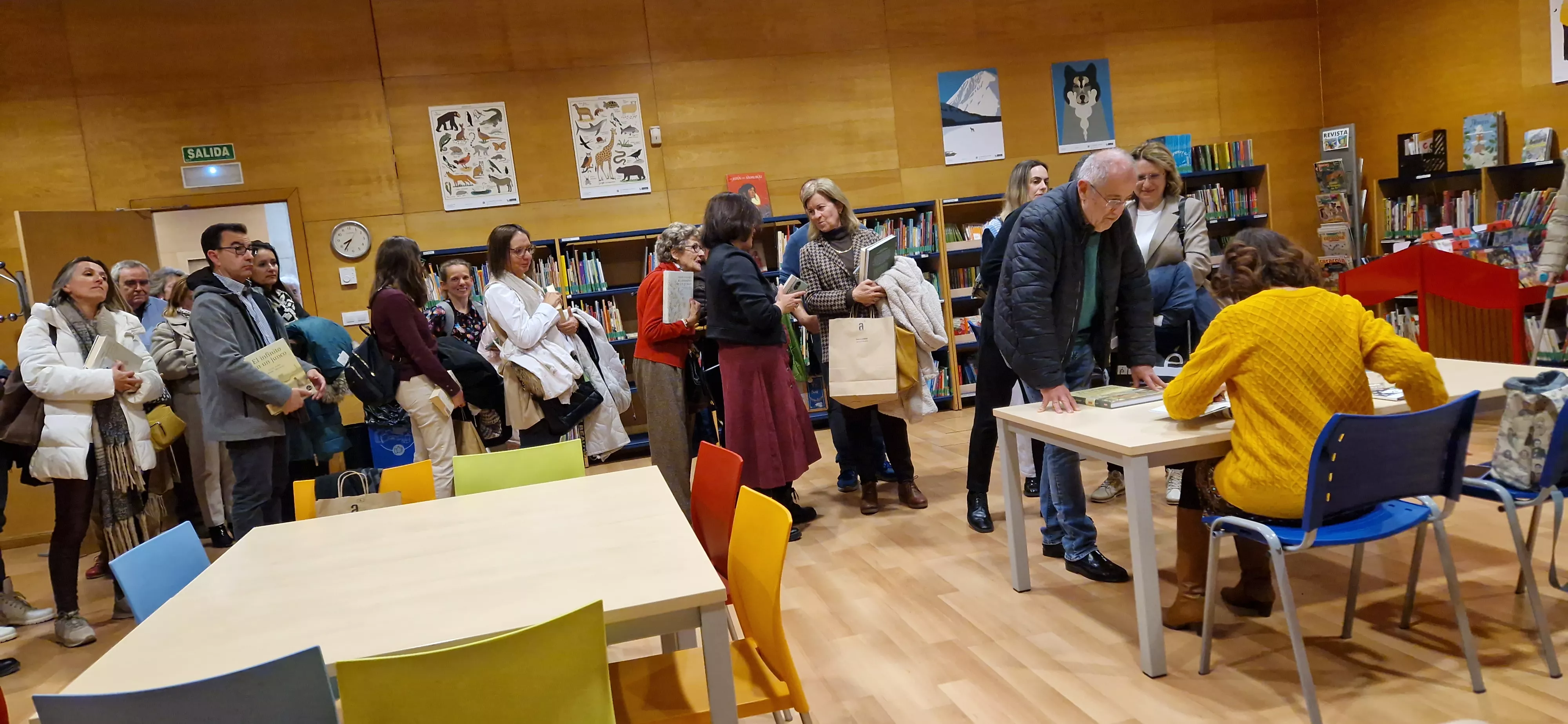  Irene Vallejo en la Biblioteca Ramón J. Sender. Foto Myriam Martínez
