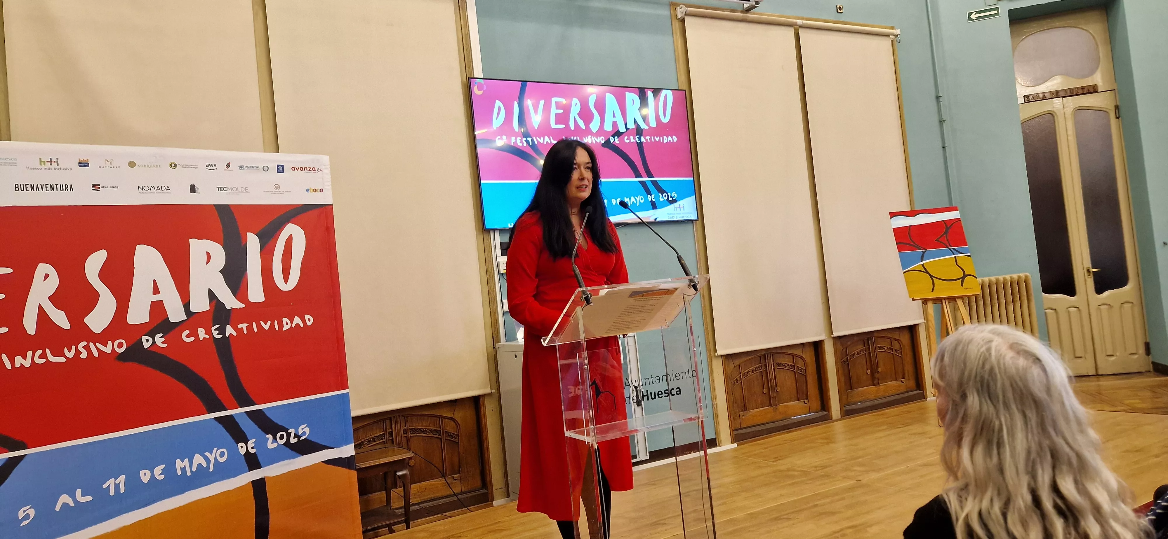 La alcaldesa, Lorena Orduna, en la presentación de Diversario 2025. Foto Myriam Martínez