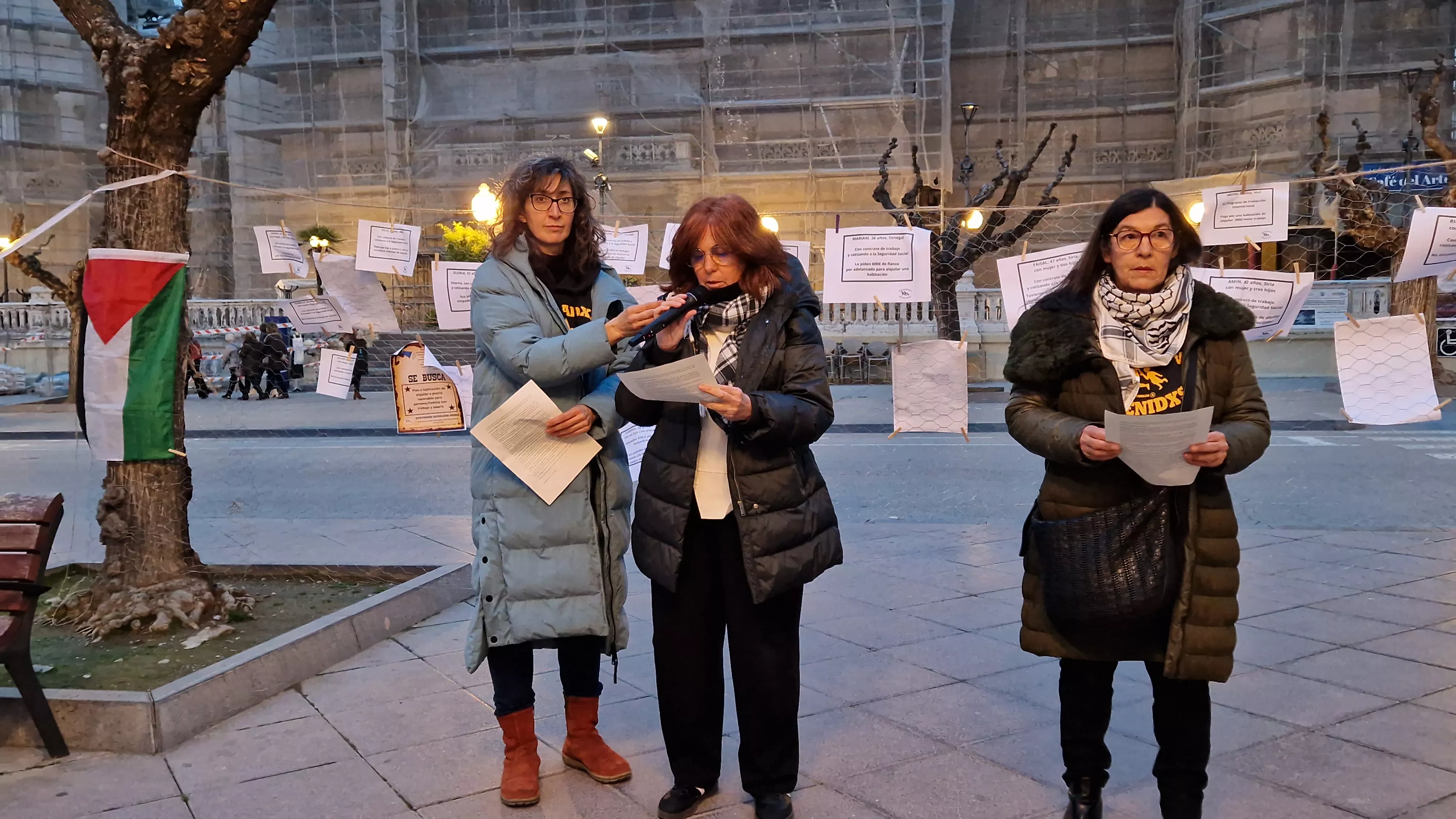 Lectura del manifiesto por el Día de la Eliminación de la Discriminación Racial. Foto Myriam Martínez