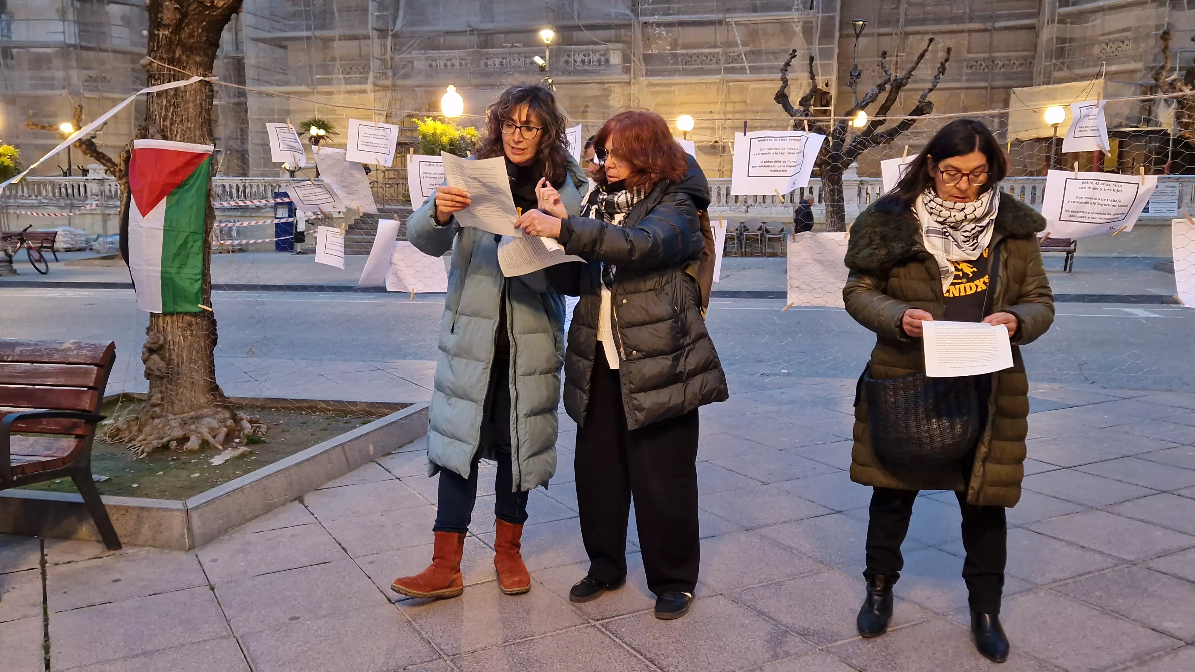 Lectura del manifiesto por el Día de la Eliminación de la Discriminación Racial. Foto Myriam Martínez