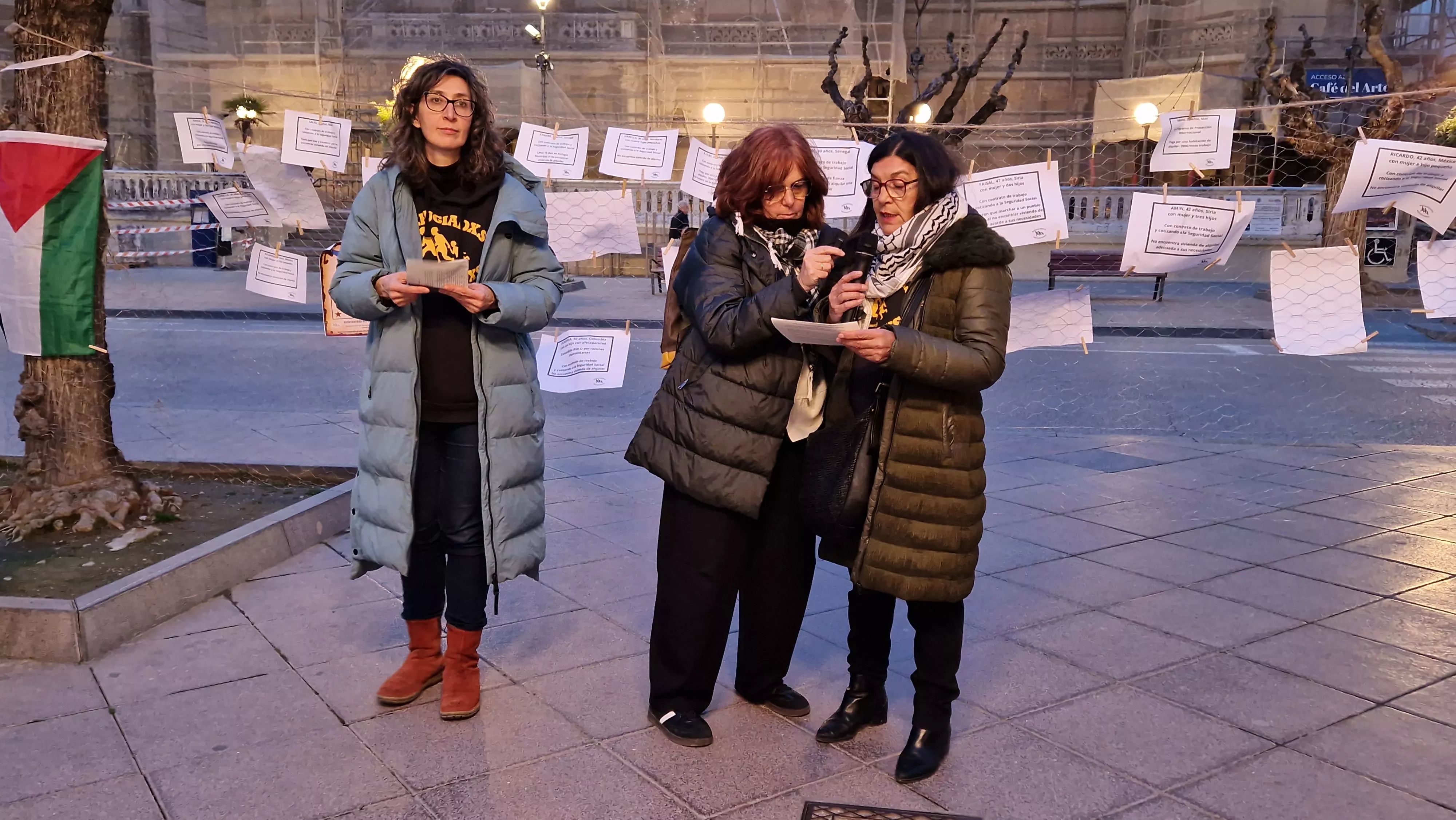 Lectura del manifiesto por el Día de la Eliminación de la Discriminación Racial. Foto Myriam Martínez