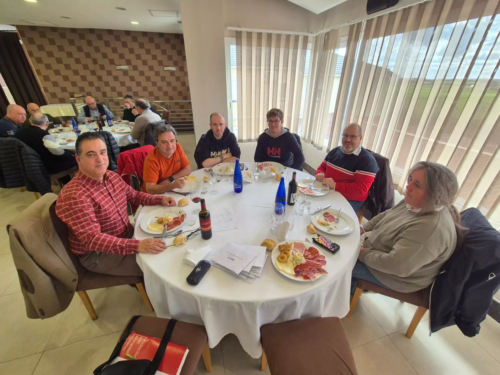 Homenaje al capitán Platero.