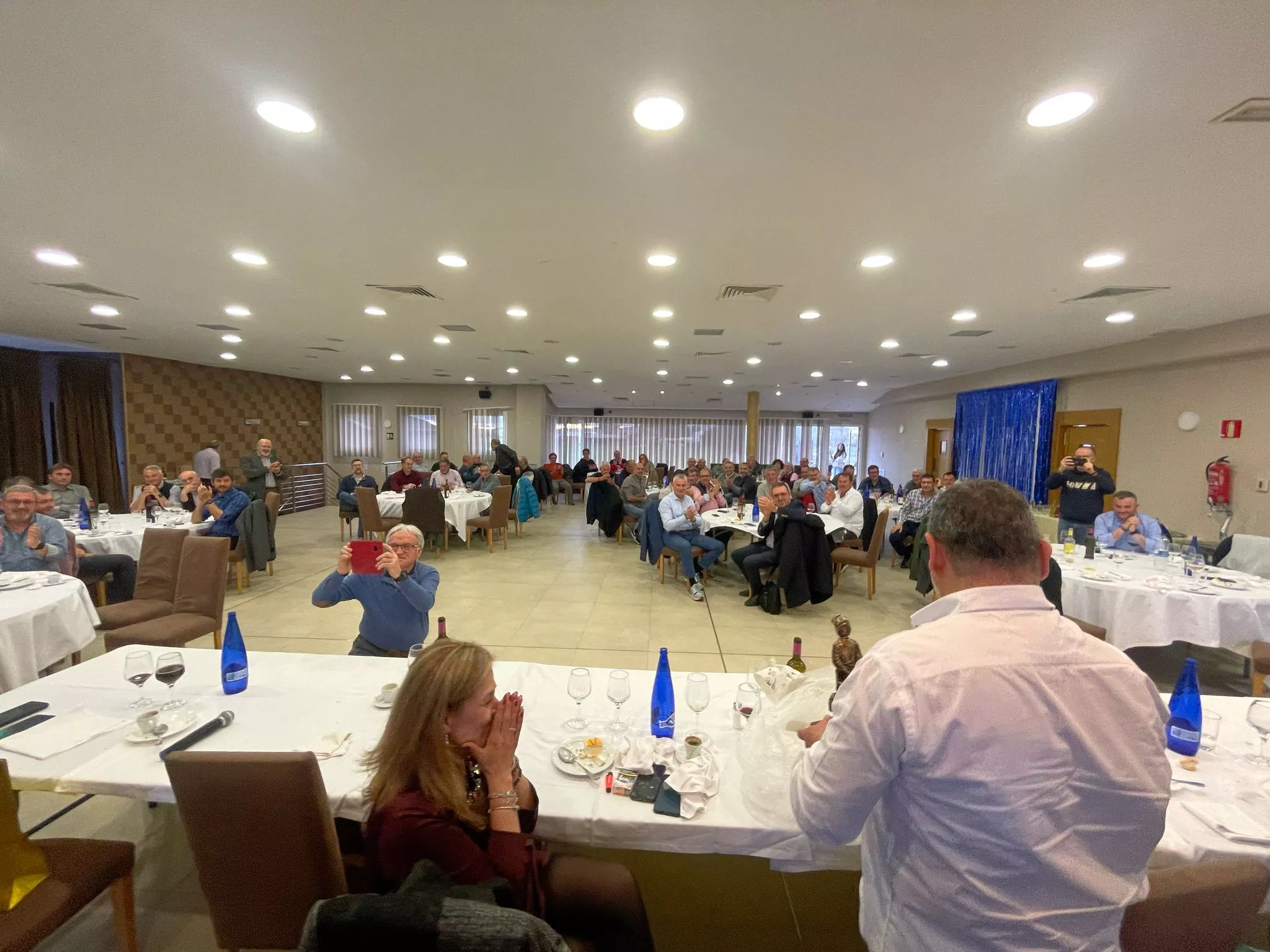 Homenaje al capitán Platero.