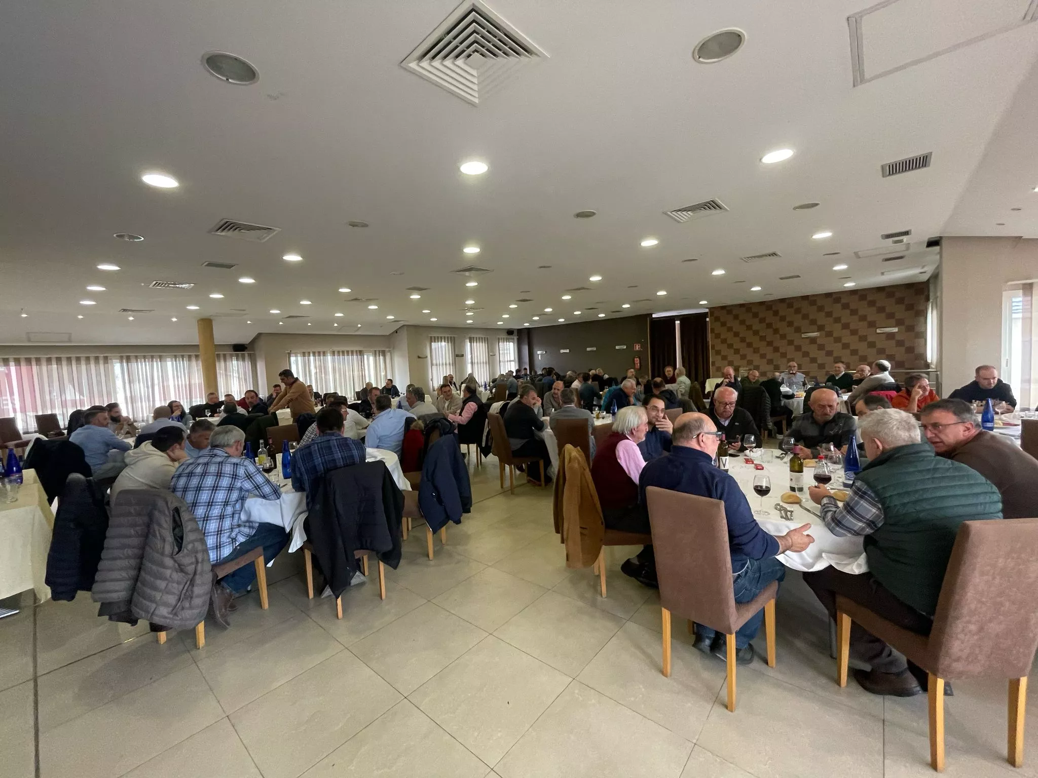 Homenaje al capitán Platero.