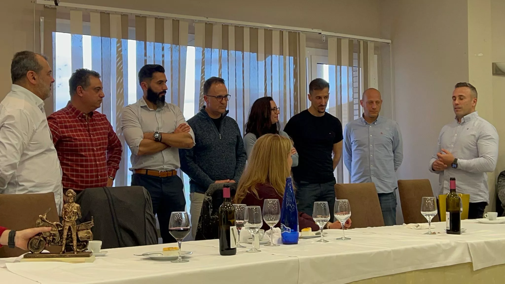 Homenaje al capitán Platero.