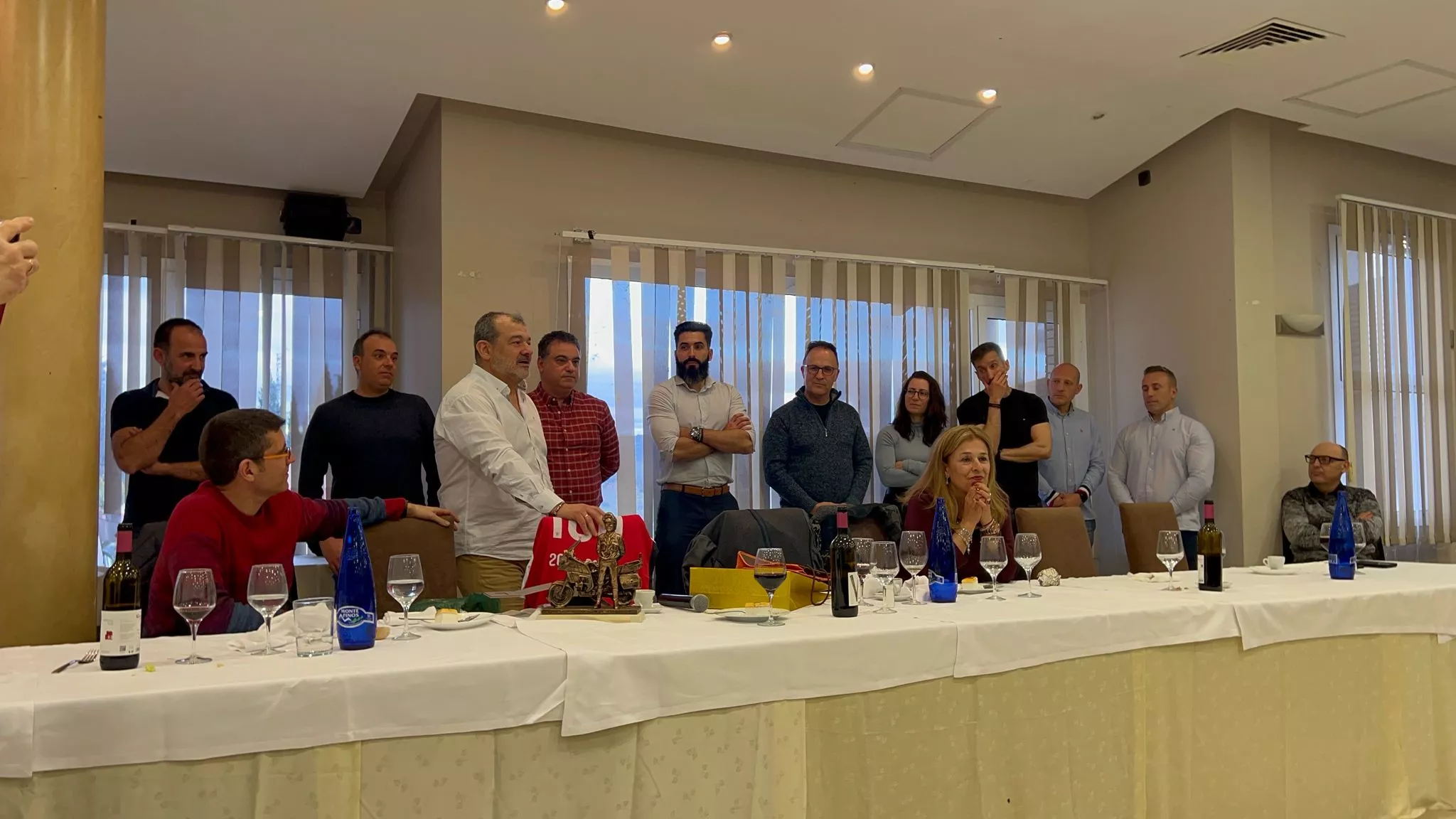 Homenaje al capitán Platero.