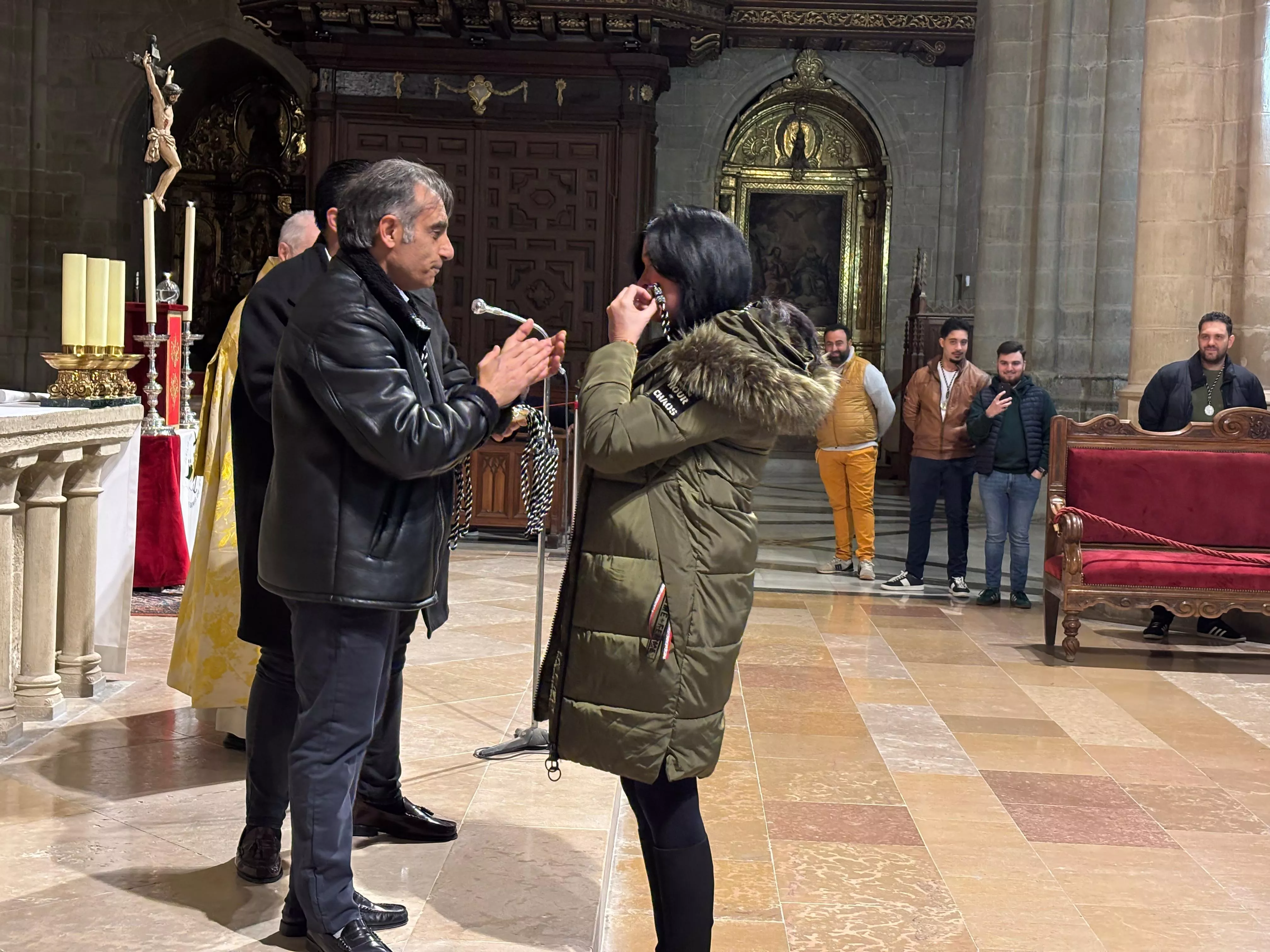 Misa de Duelo de la Cofradía de los Gitanos en la Catedral