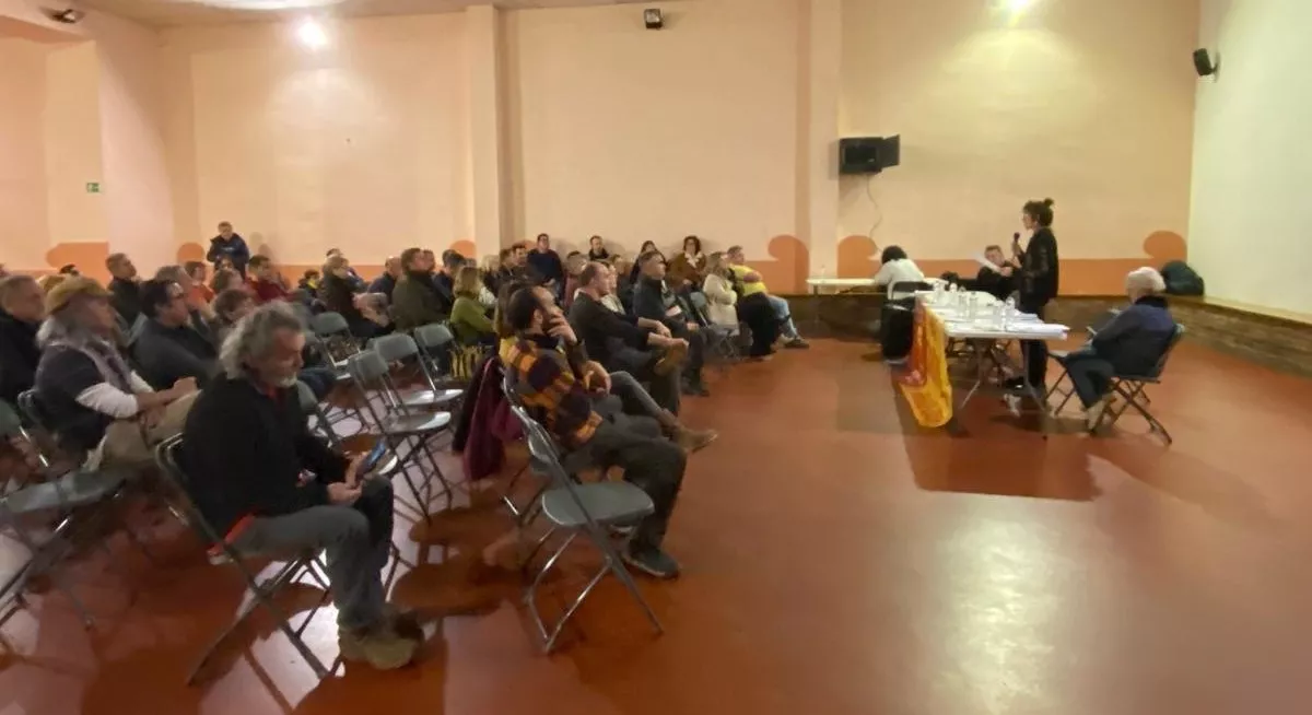 Encuentro en Albalate de Cinca para analizar el estado de la carretera con Esplús