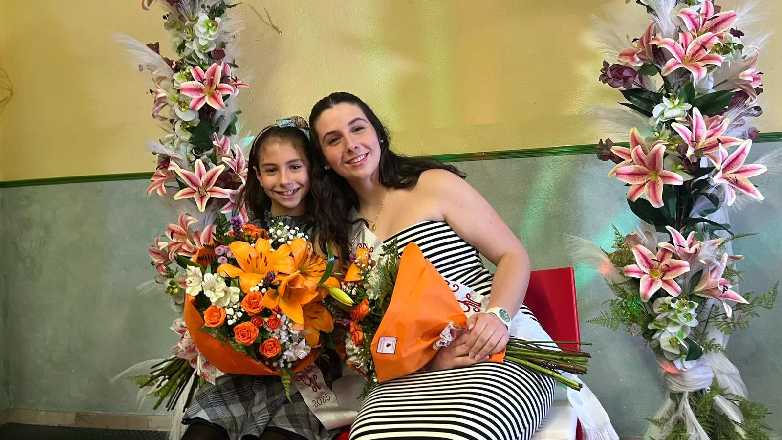 Carmen y Lola, nuevas mairalesas del Barrio de la Encarnación, Foto Mercedes Manterola