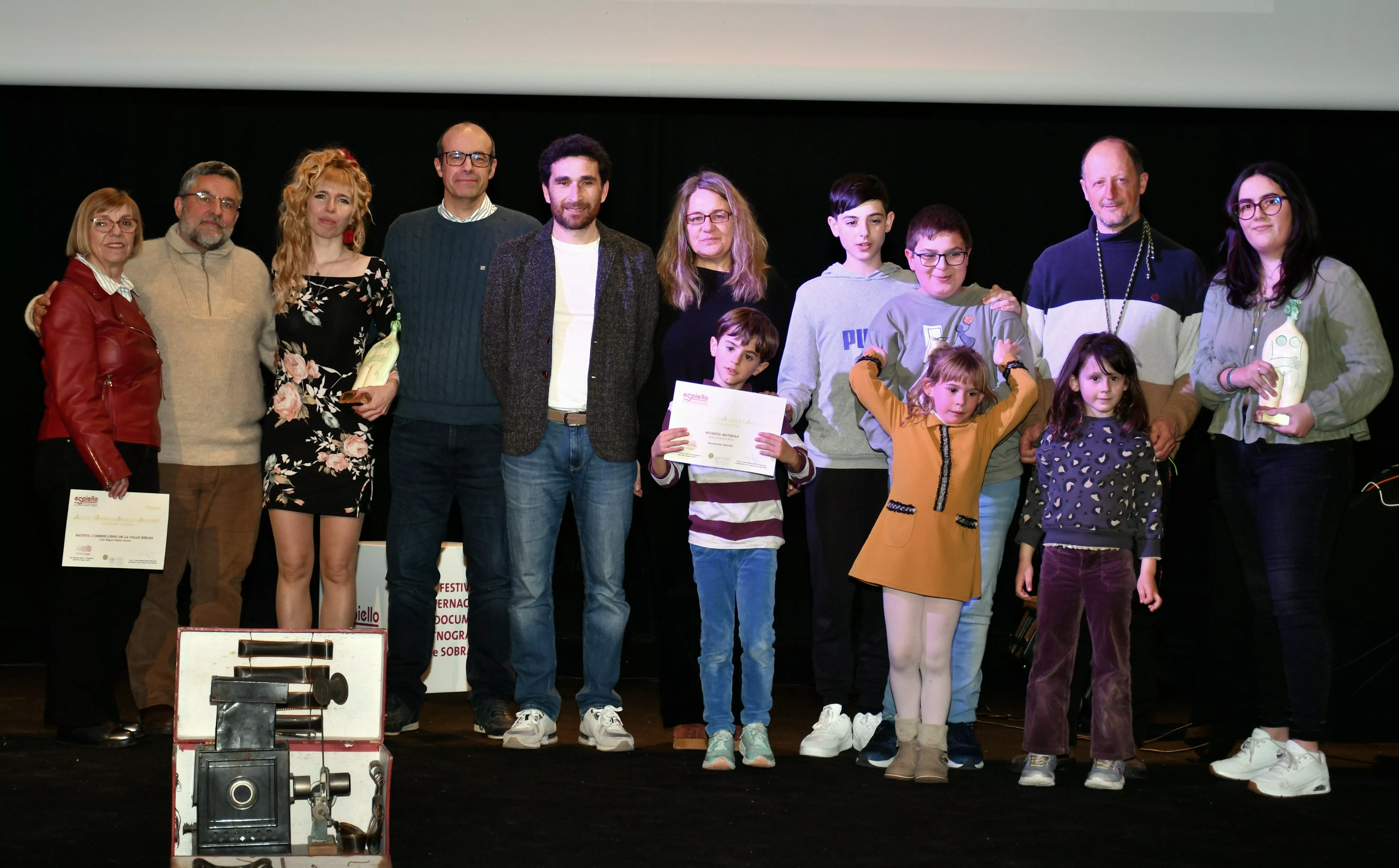 Foto de familia de los ganadores del Premio Agora x l'aragonés.