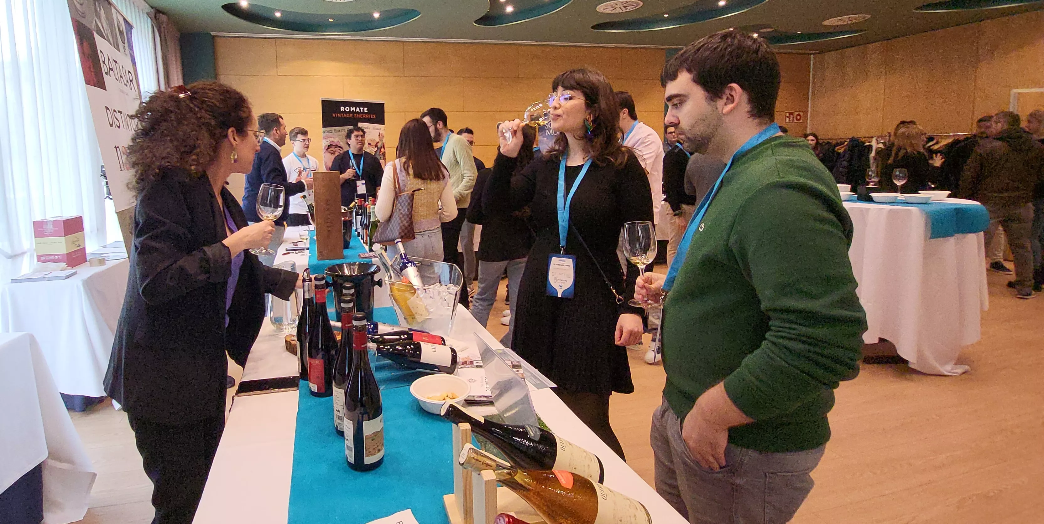 Celebración de la III Feria del Vino de Distribuciones Blasco. Foto Mercedes Manterola