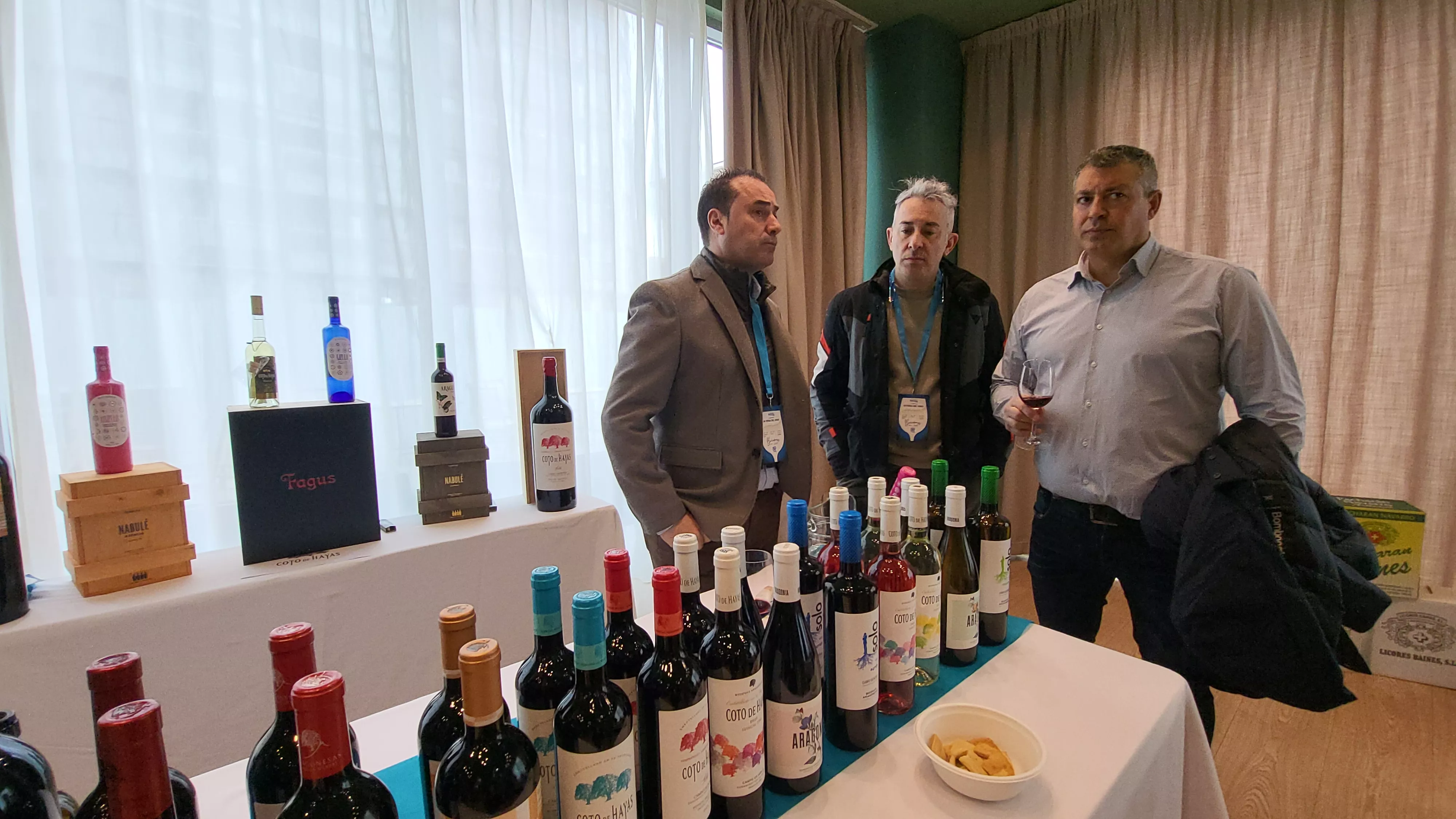 Celebración de la III Feria del Vino de Distribuciones Blasco. Foto Mercedes Manterola