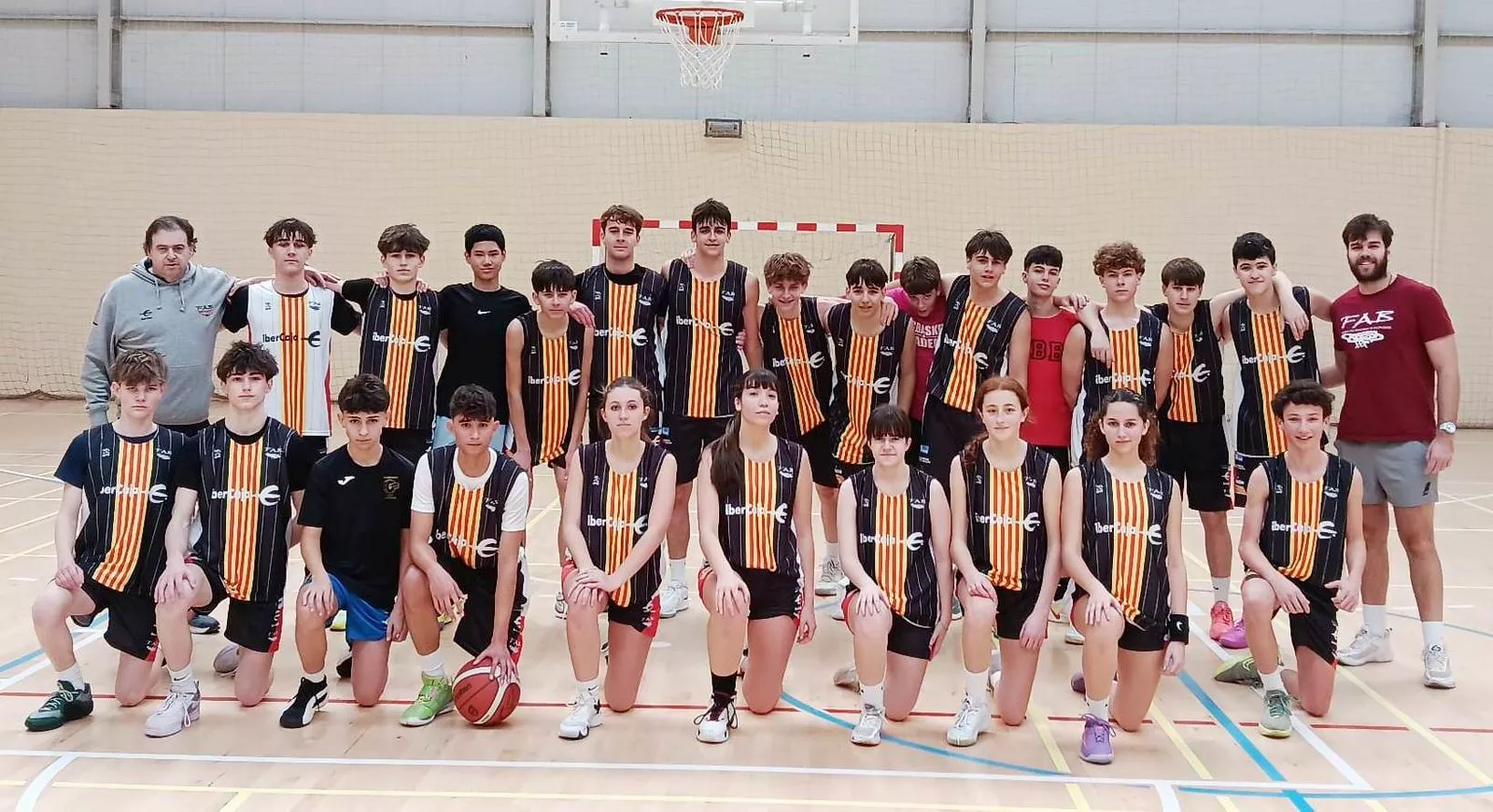 Imágenes de la V Jornada del Programa Talentos de baloncesto de Huesca