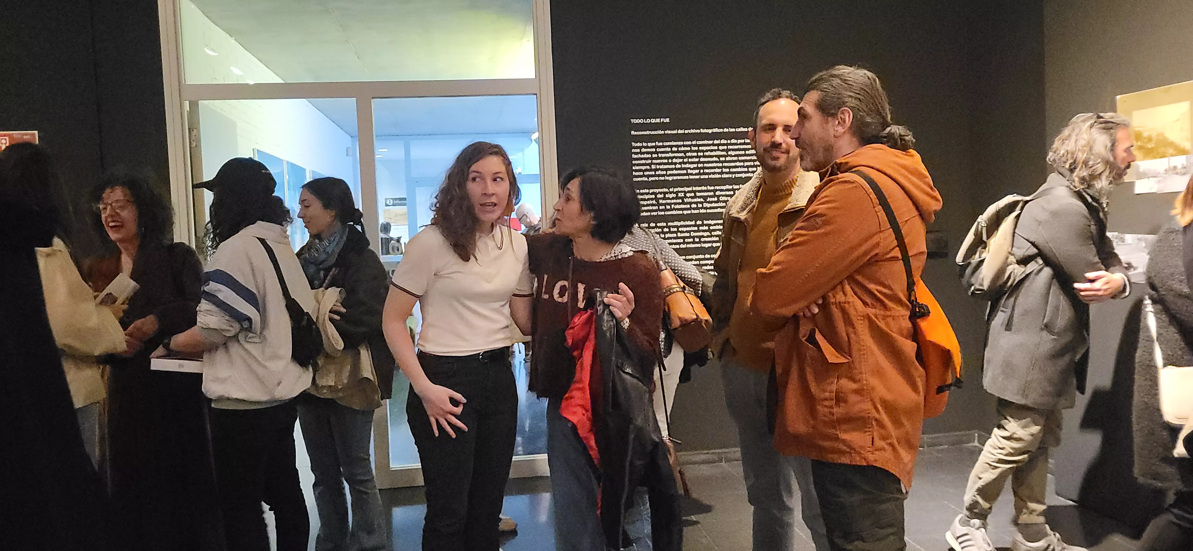 Inauguración de la exposición 'Todo lo que fue' de Adela Moreno. Foto Mercedes Manterola