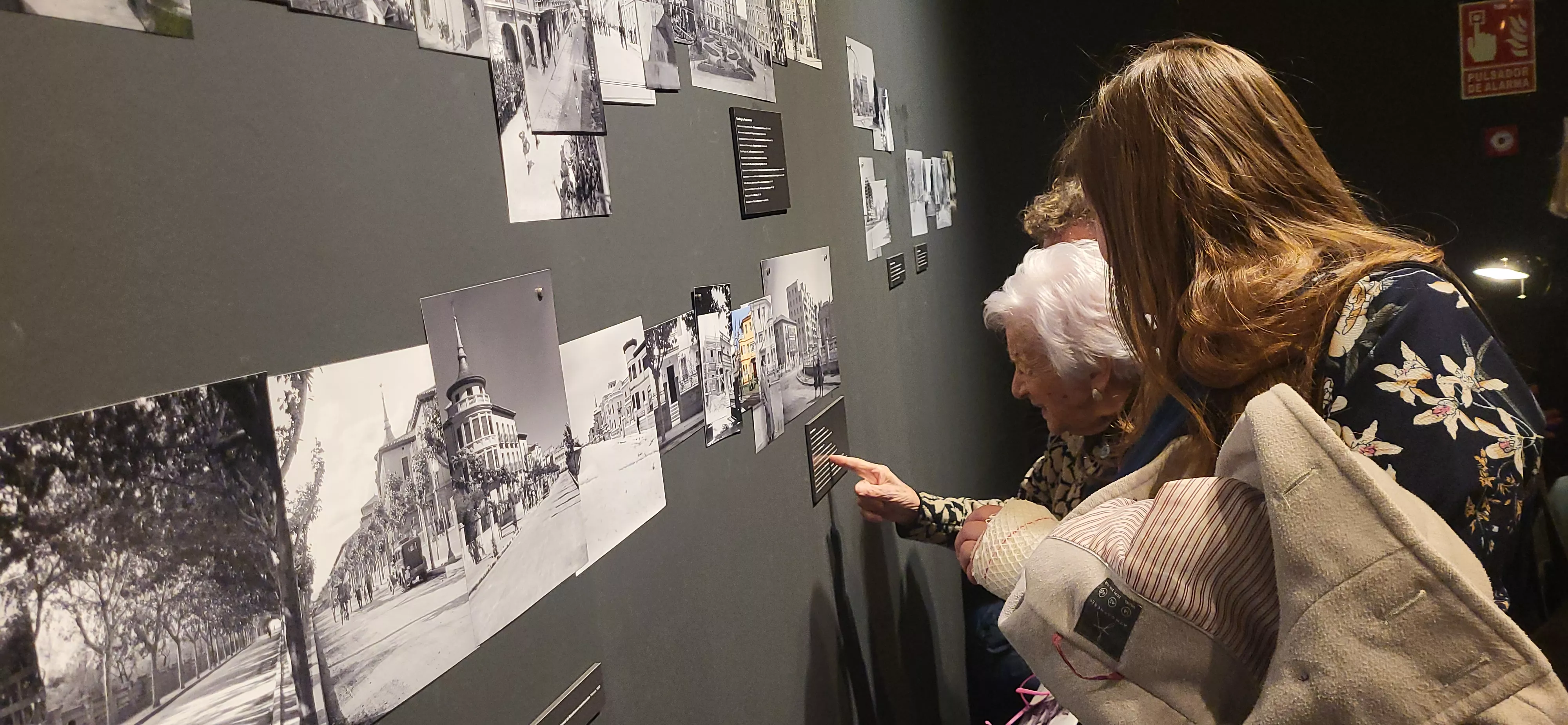 Inauguración de la exposición 'Todo lo que fue' de Adela Moreno. Foto Mercedes Manterola