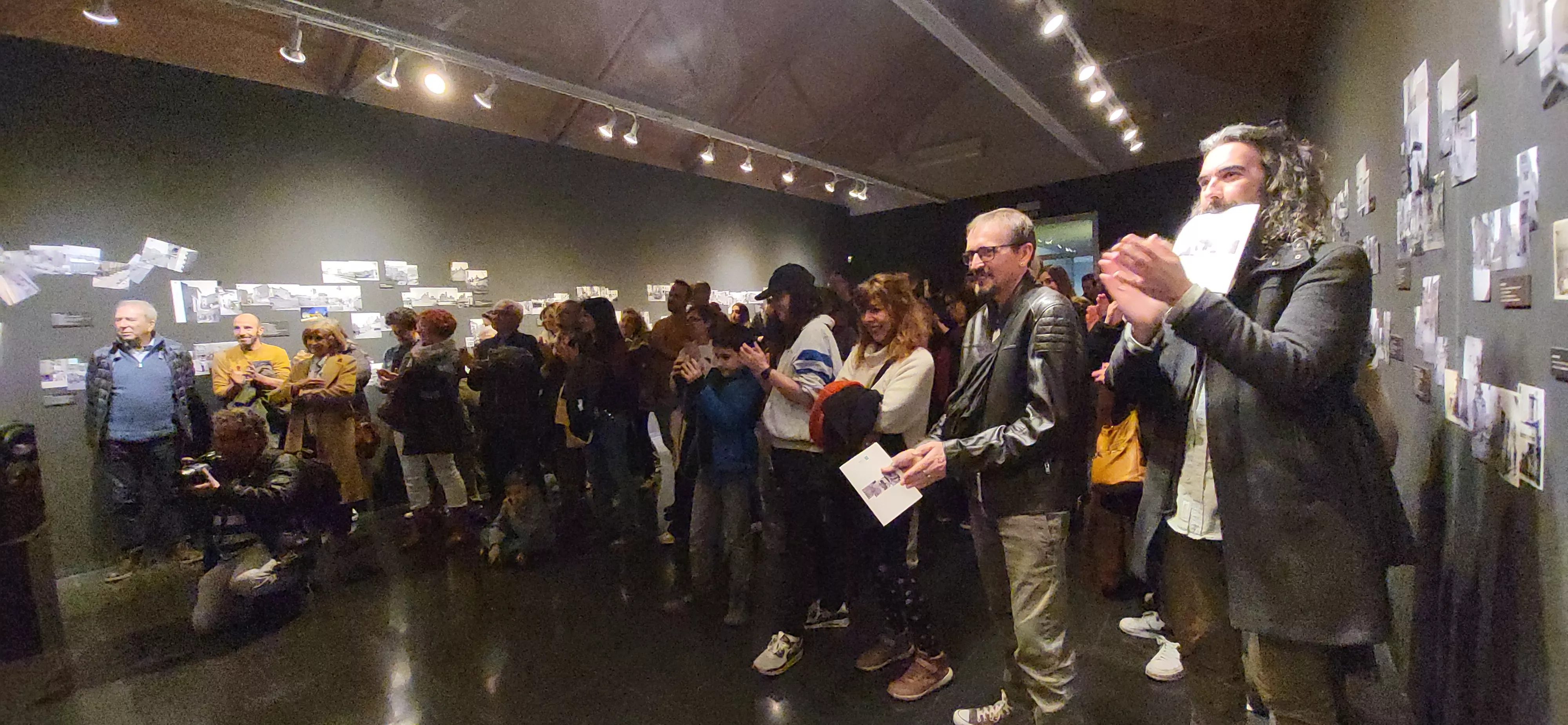 Inauguración de la exposición 'Todo lo que fue' de Adela Moreno. Foto Mercedes Manterola