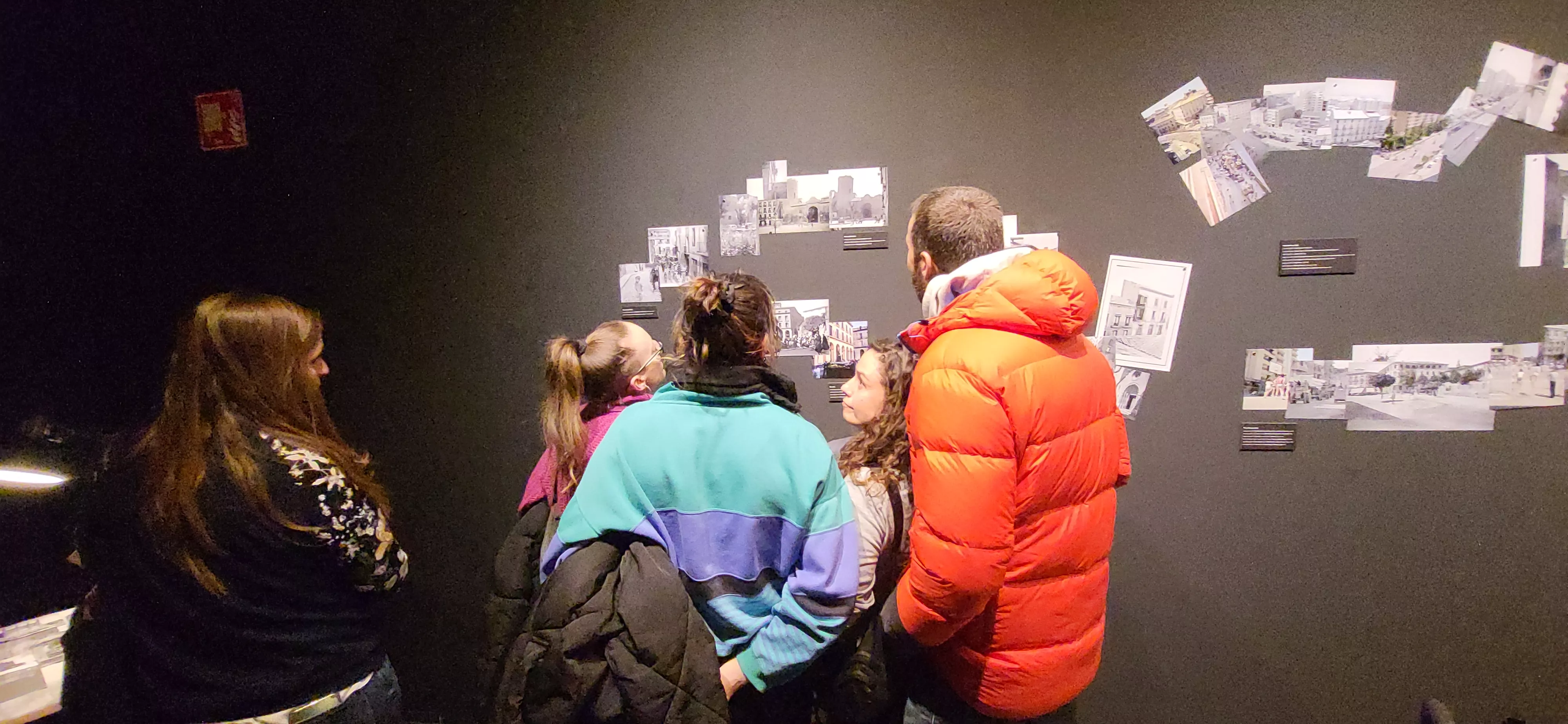 Inauguración de la exposición 'Todo lo que fue' de Adela Moreno. Foto Mercedes Manterola