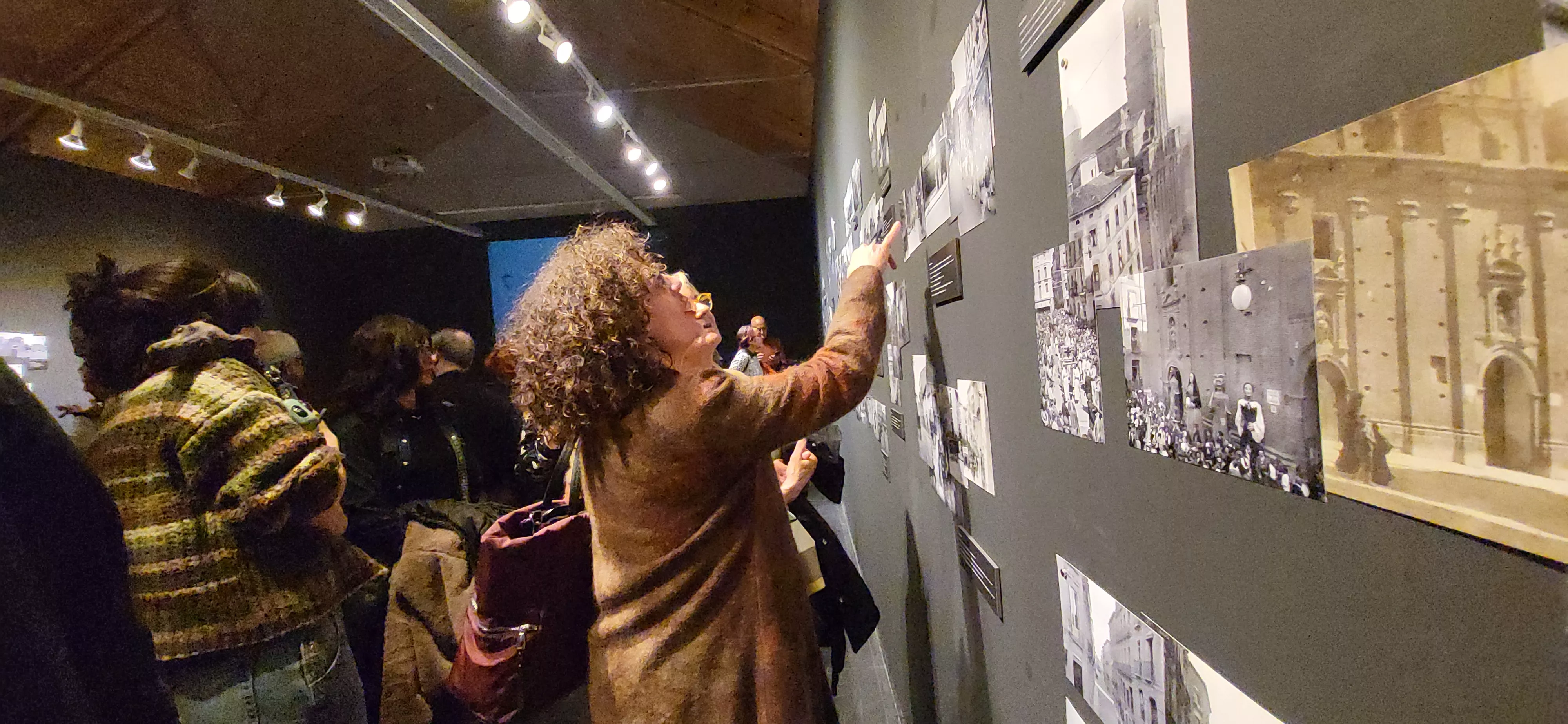Inauguración de la exposición 'Todo lo que fue' de Adela Moreno. Foto Mercedes Manterola
