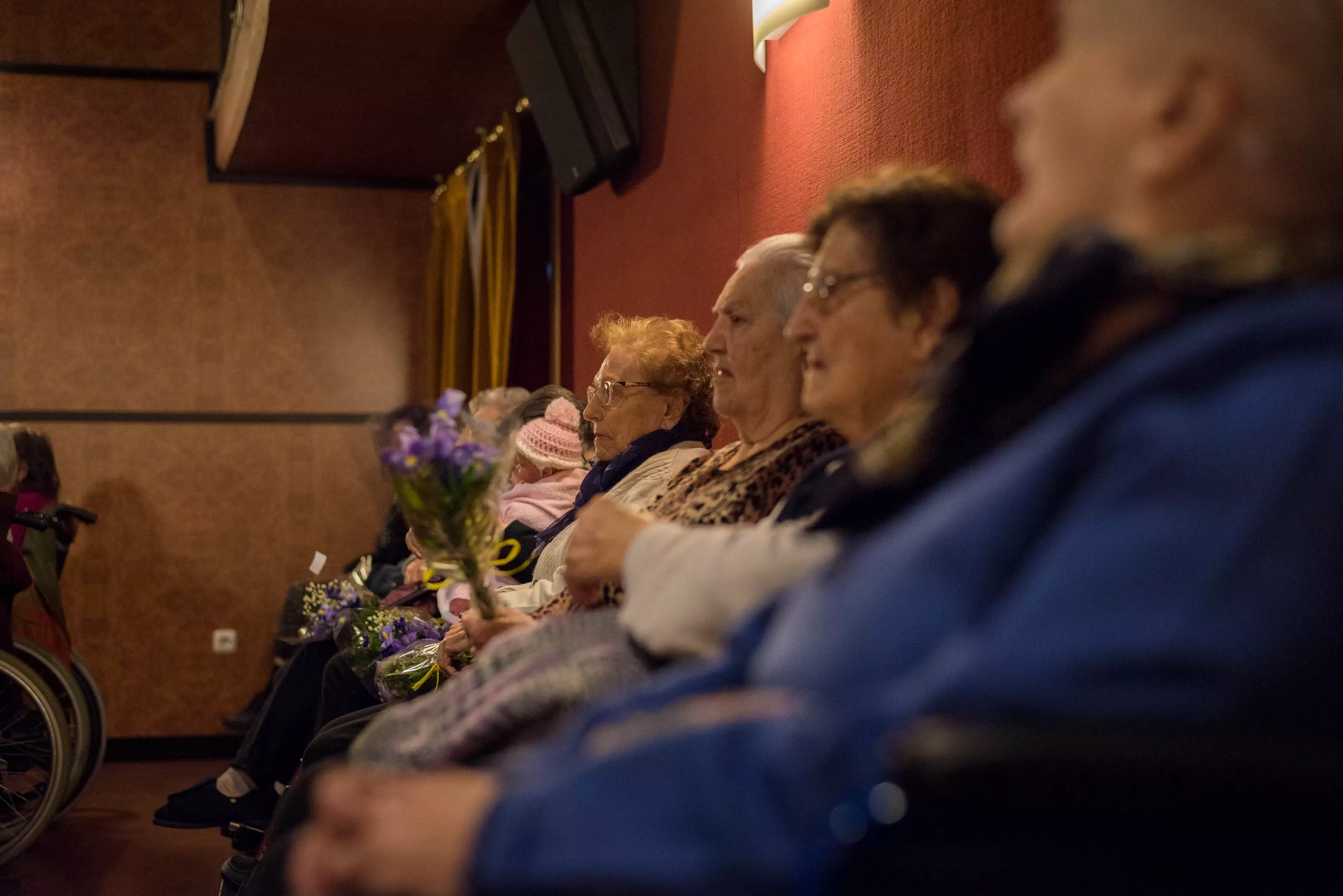 Entrega de la Siñál D'onor y de la presentación de Ellas Cuentan en Espiello