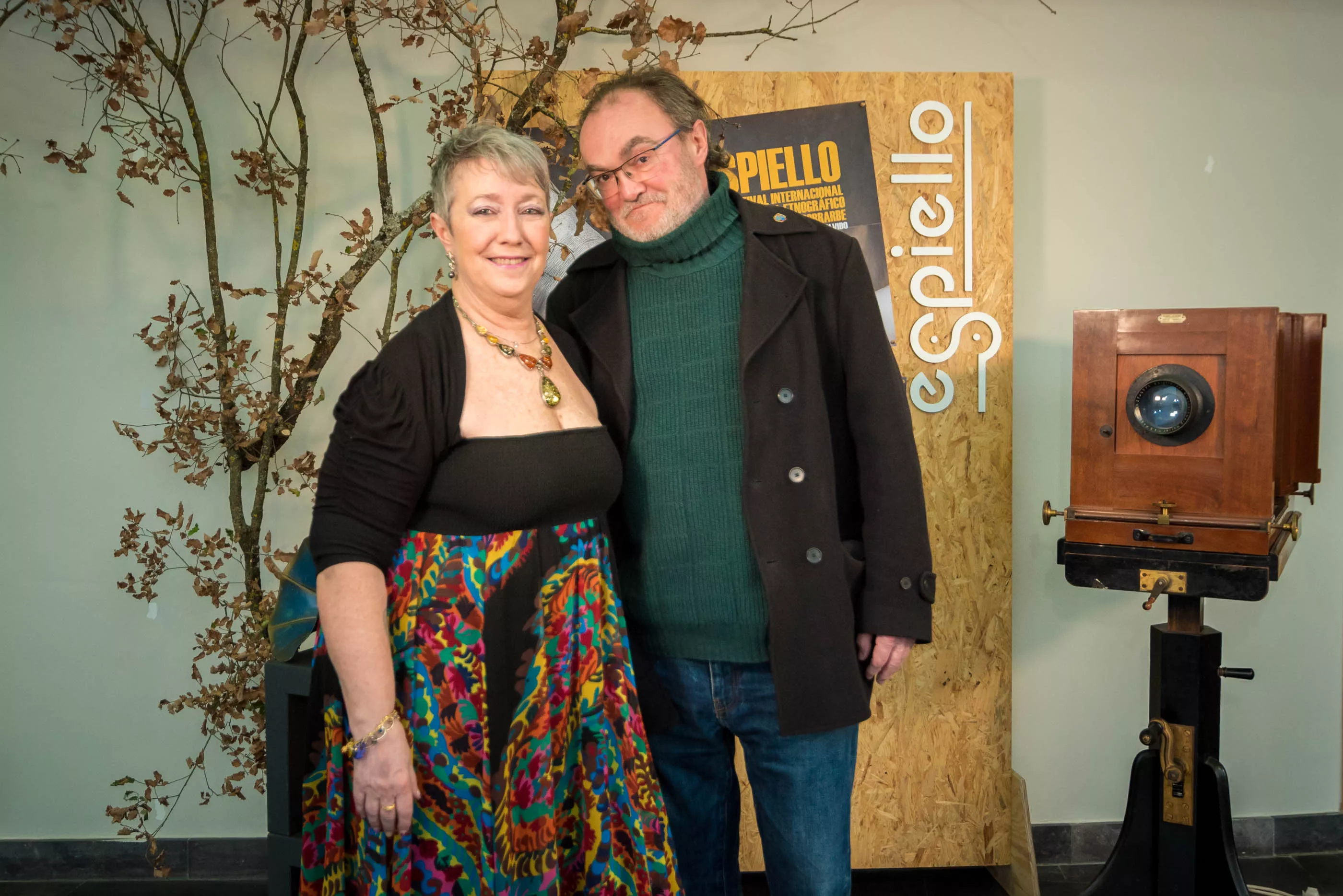 Entrega de la Siñál D'onor y de la presentación de Ellas Cuentan en Espiello