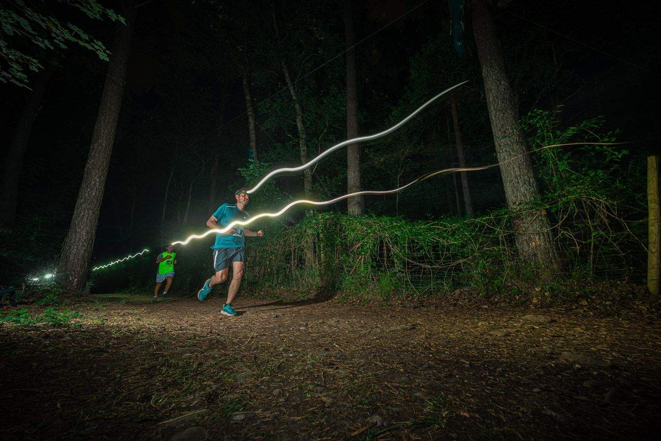 Imagen de uno de los corredores durante la prueba. Foto Turismo Villanúa/Yhabril Moro