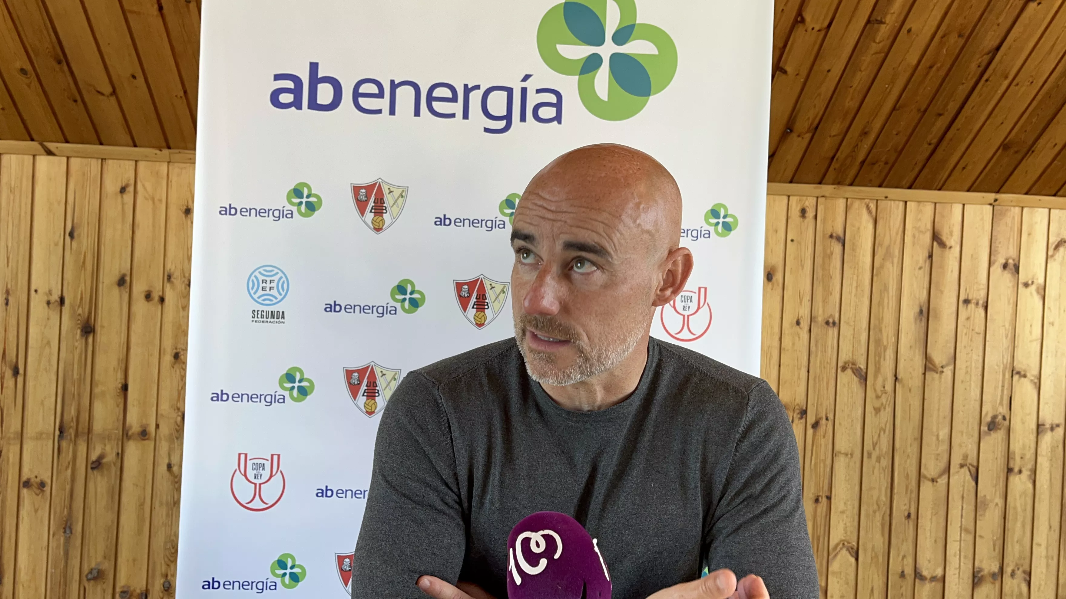 Dani Martínez: "En Ejea no podemos salir al campo como hoy"