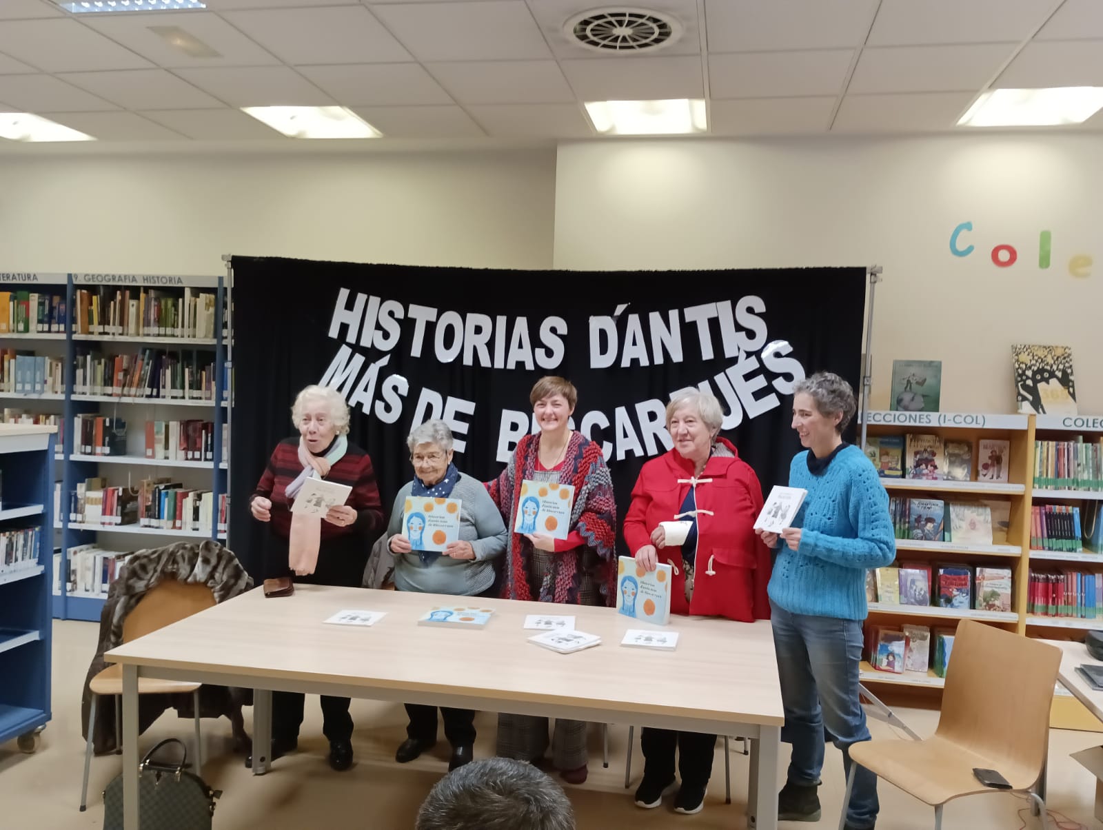 Participantes en la presentación del libro.