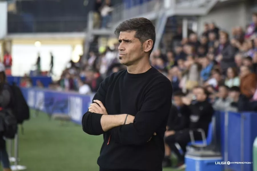 Antonio Hidalgo, entrenador del Huesca