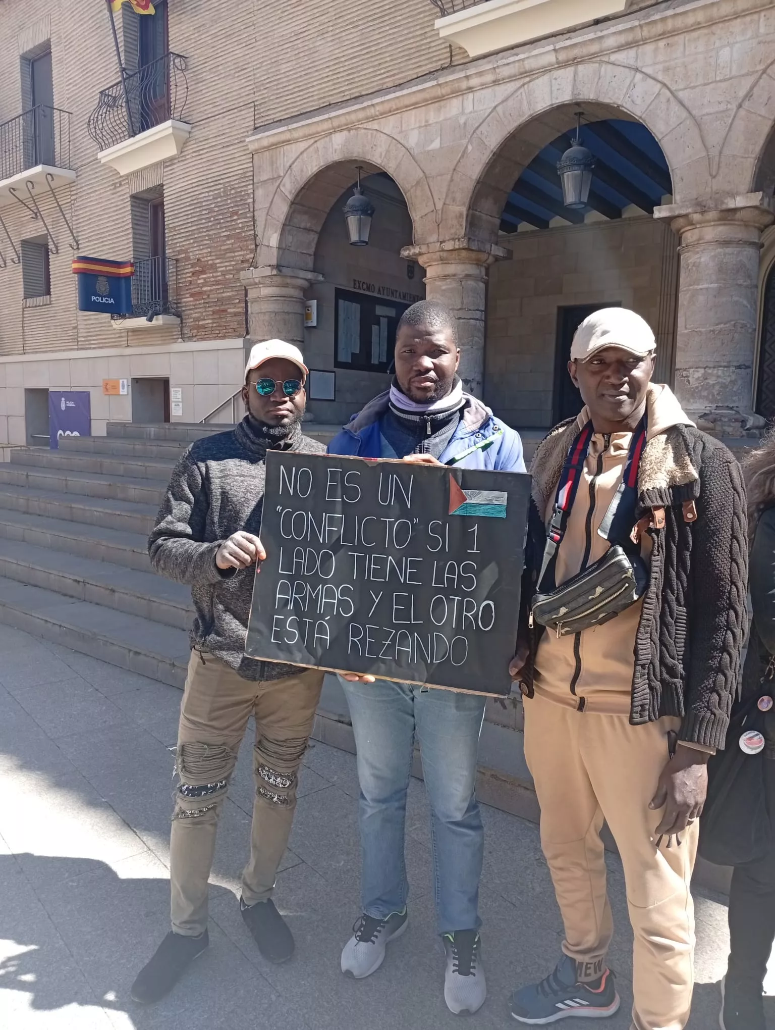 Concentración de apoyo a Palestina en Monzón.