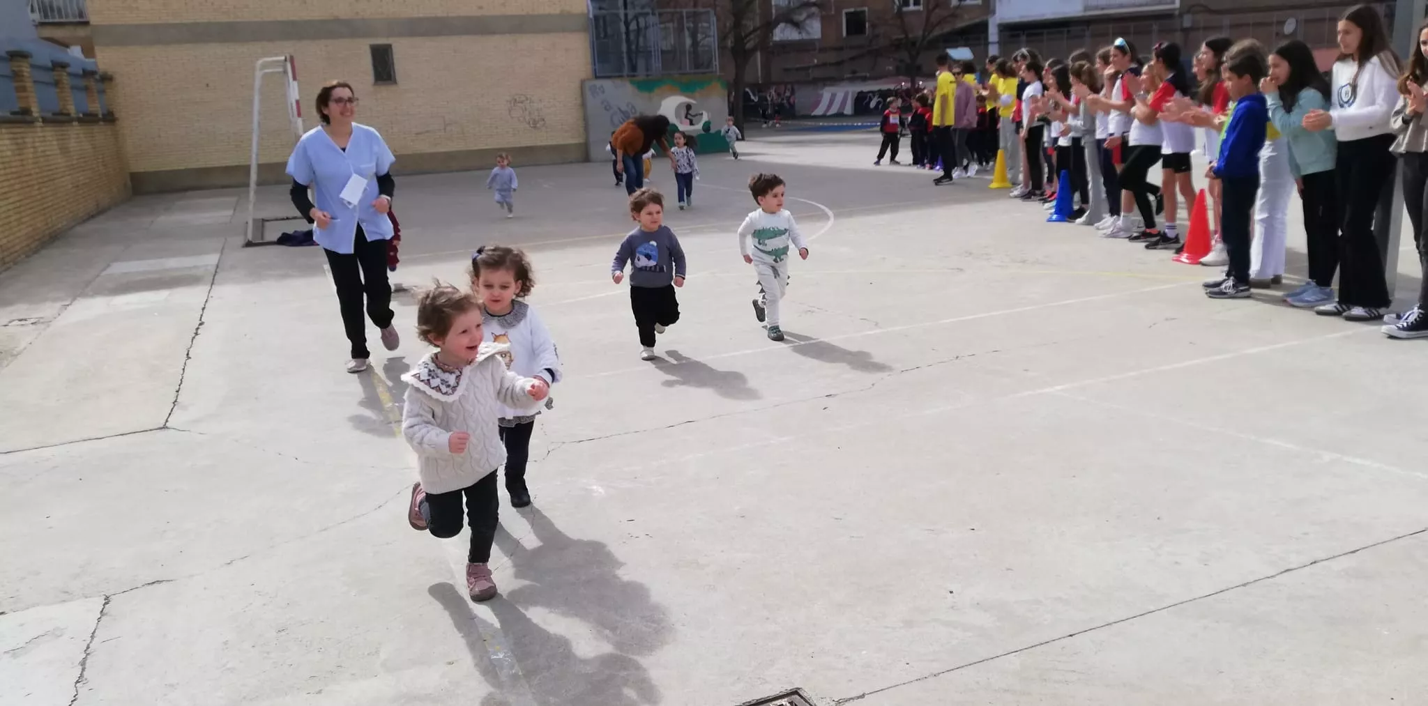 Carrera Solidaria del Colegio Santa Ana de Huesca.