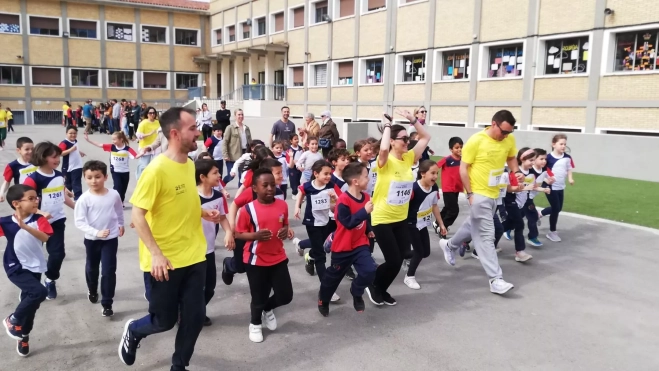 Carrera Solidaria del Colegio Santa Ana de Huesca. Carrera Solidaria del Colegio Santa Ana de Huesca.