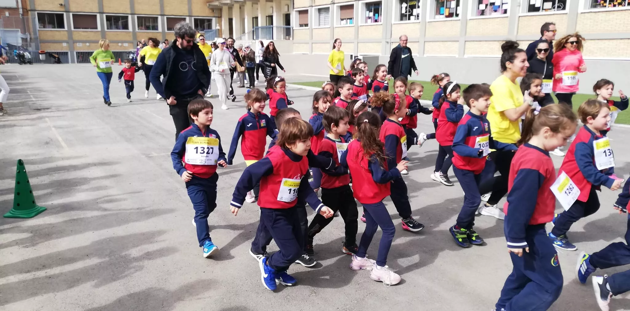 Carrera Solidaria del Colegio Santa Ana de Huesca.
