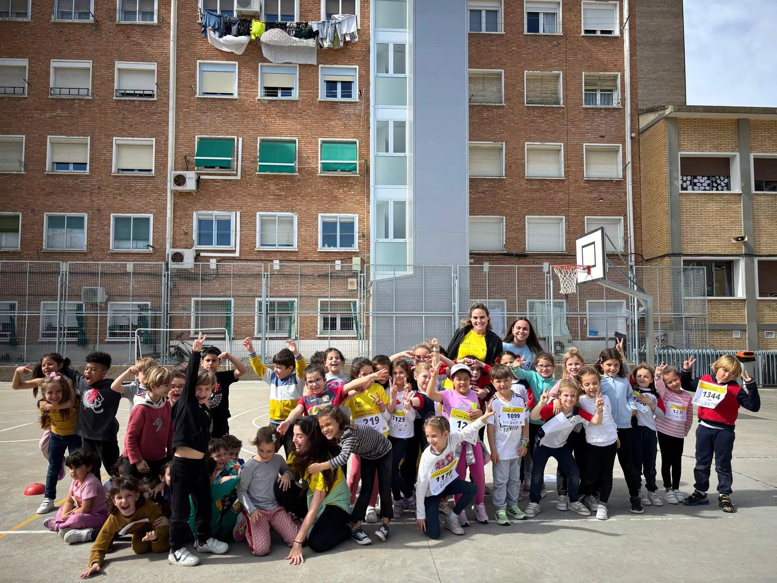 Carrera Solidaria del Colegio Santa Ana de Huesca.