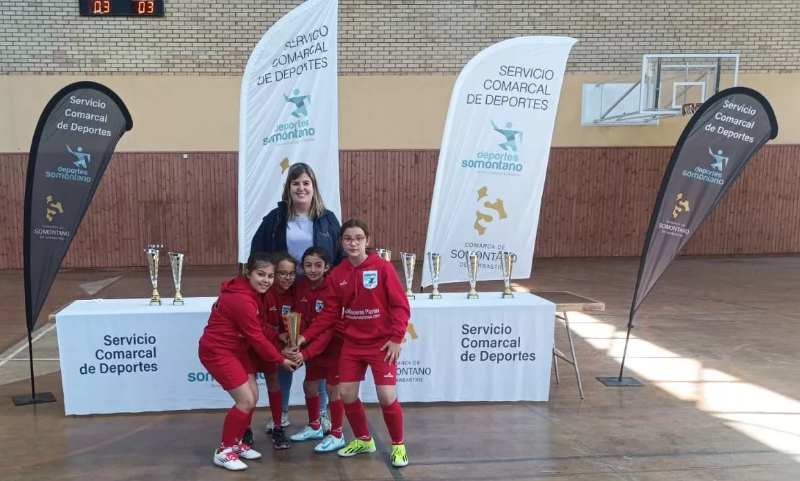FÚTBOL FEMENINO BARBASTRO (benjamín)