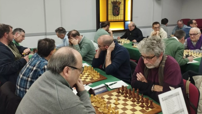 Atletismo Huesca se quedó con la miel en los labios. Atletismo Huesca se quedó con la miel en los labios.