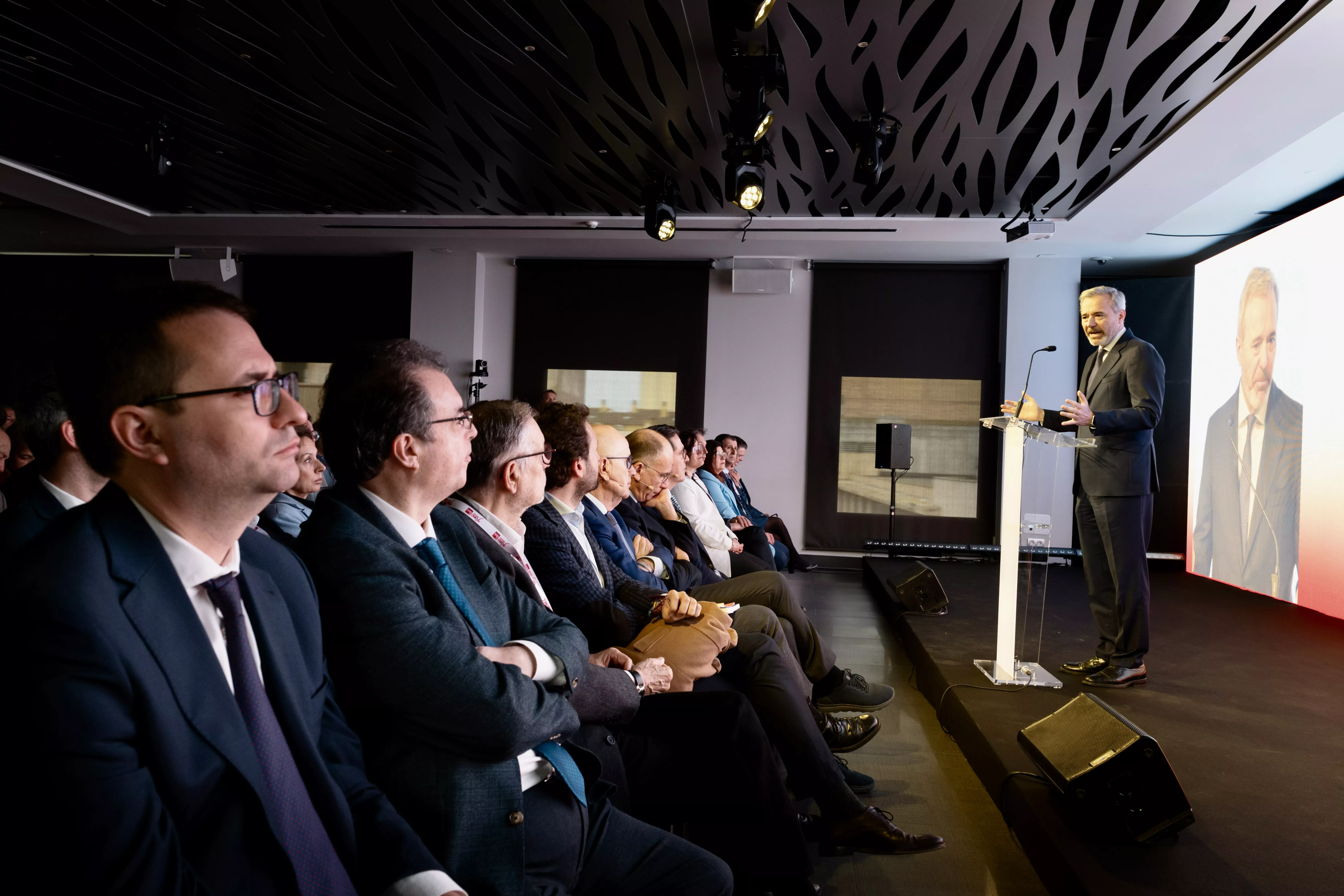 Jorge Azcón, durante su intervención en Somos Litera