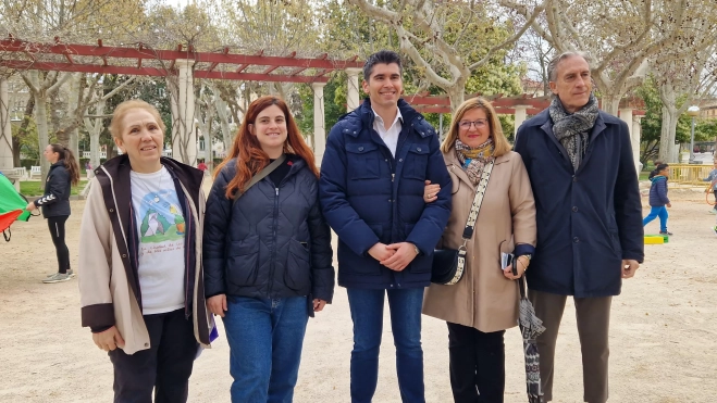 Azucena Lozano, María Chic, Guillermo Gómez, Marta Liesa y Javier Zaragoza. Foto Myriam Martínez Azucena Lozano, María Chic, Guillermo Gómez, Marta Liesa y Javier Zaragoza. Foto Myriam Martínez