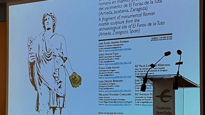 Reconstrucción a partir de la mano hallada en Forau de la Tuta Reconstrucción a partir de la mano hallada en Forau de la Tuta