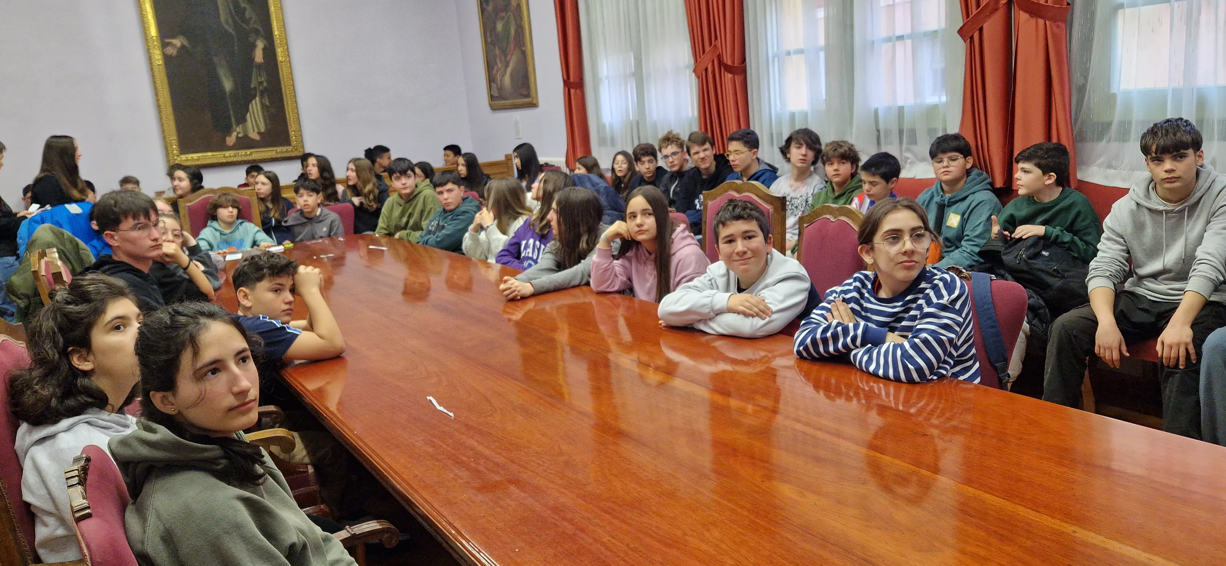 Videoconferencia del IES Ramón y Cajal con el 25 de abril de Alfafar. Foto Myriam Martínez