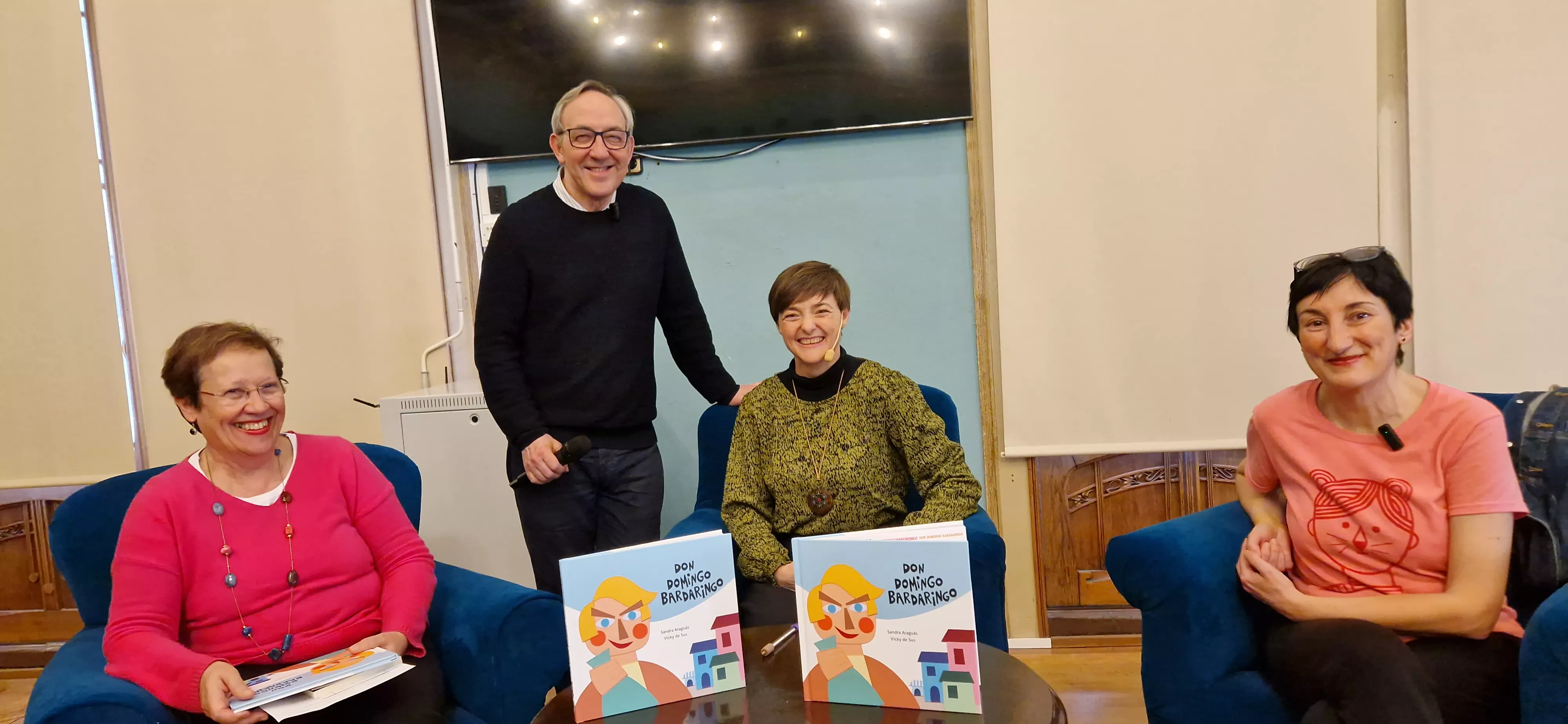 Charo Ochoa, Chema Aniés, Sandra Araguás y Vicky de Sus. 