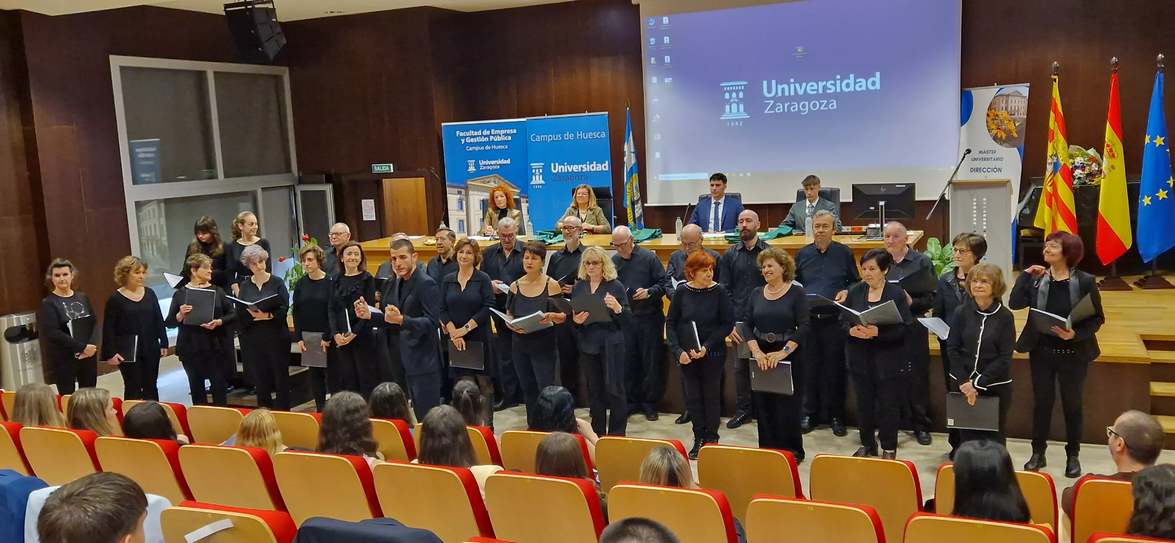 Coro Universitario. Foto Myriam Martínez