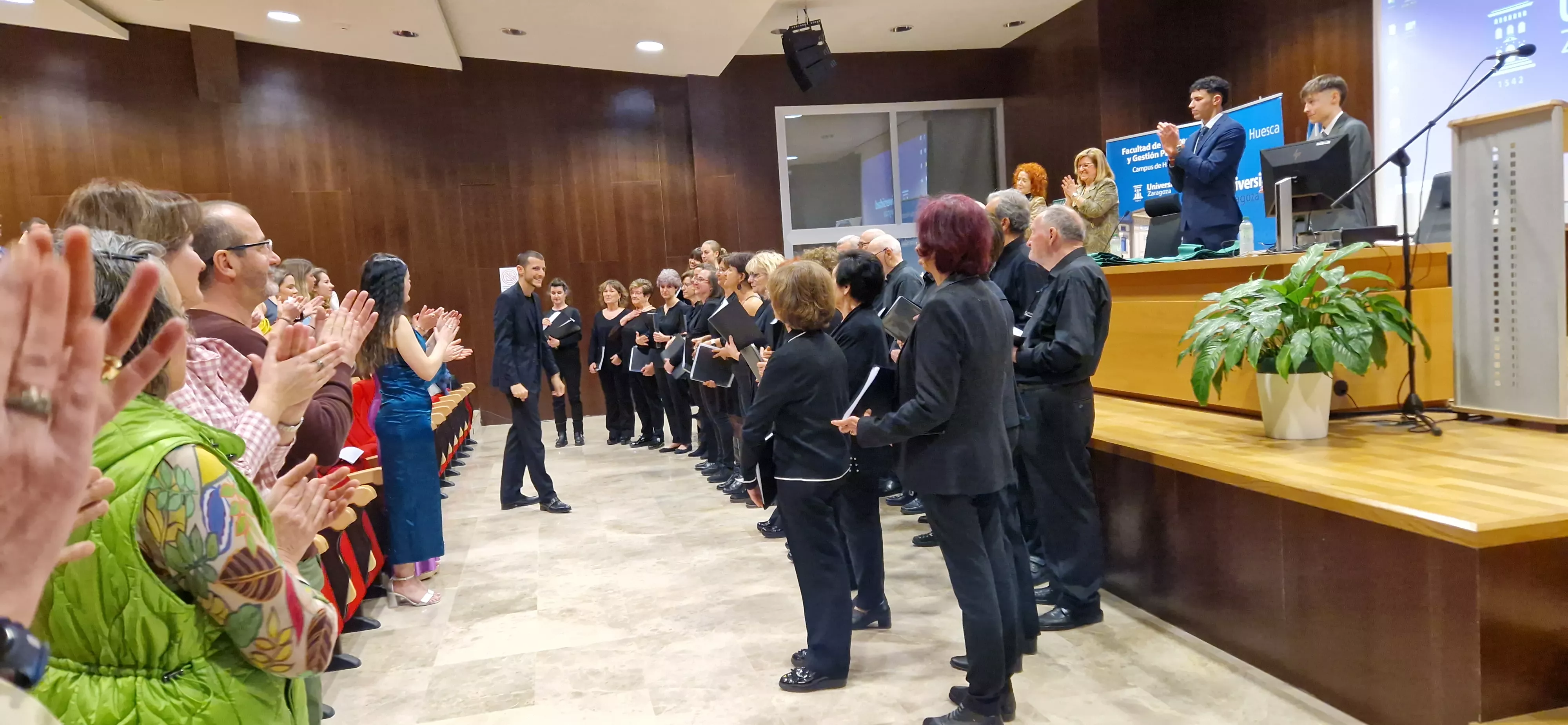 Coro Universitario. Foto Myriam Martínez