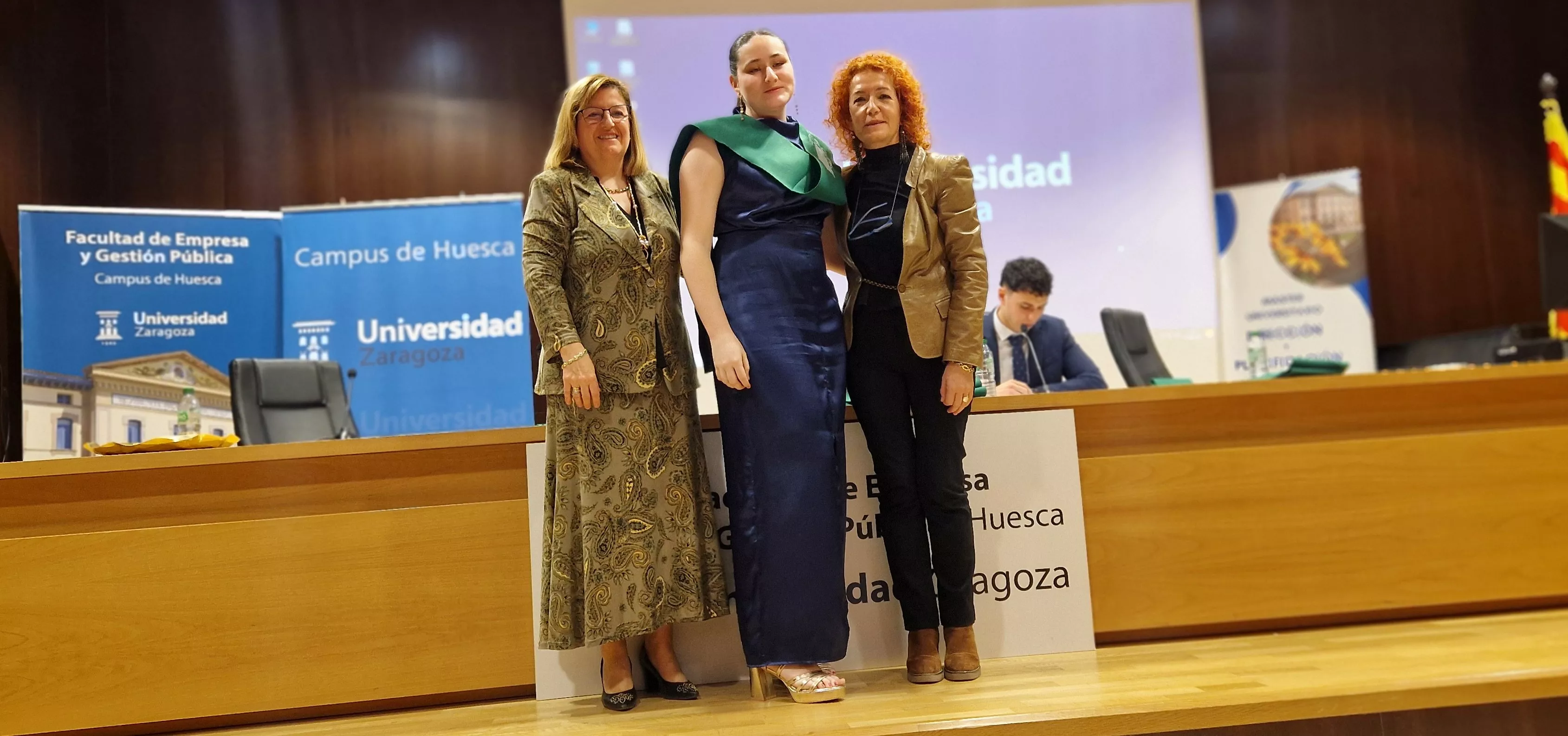 Fiesta anual del Colegio Mayor Universitario 'Ramón Acín'. Foto Myriam Martínez