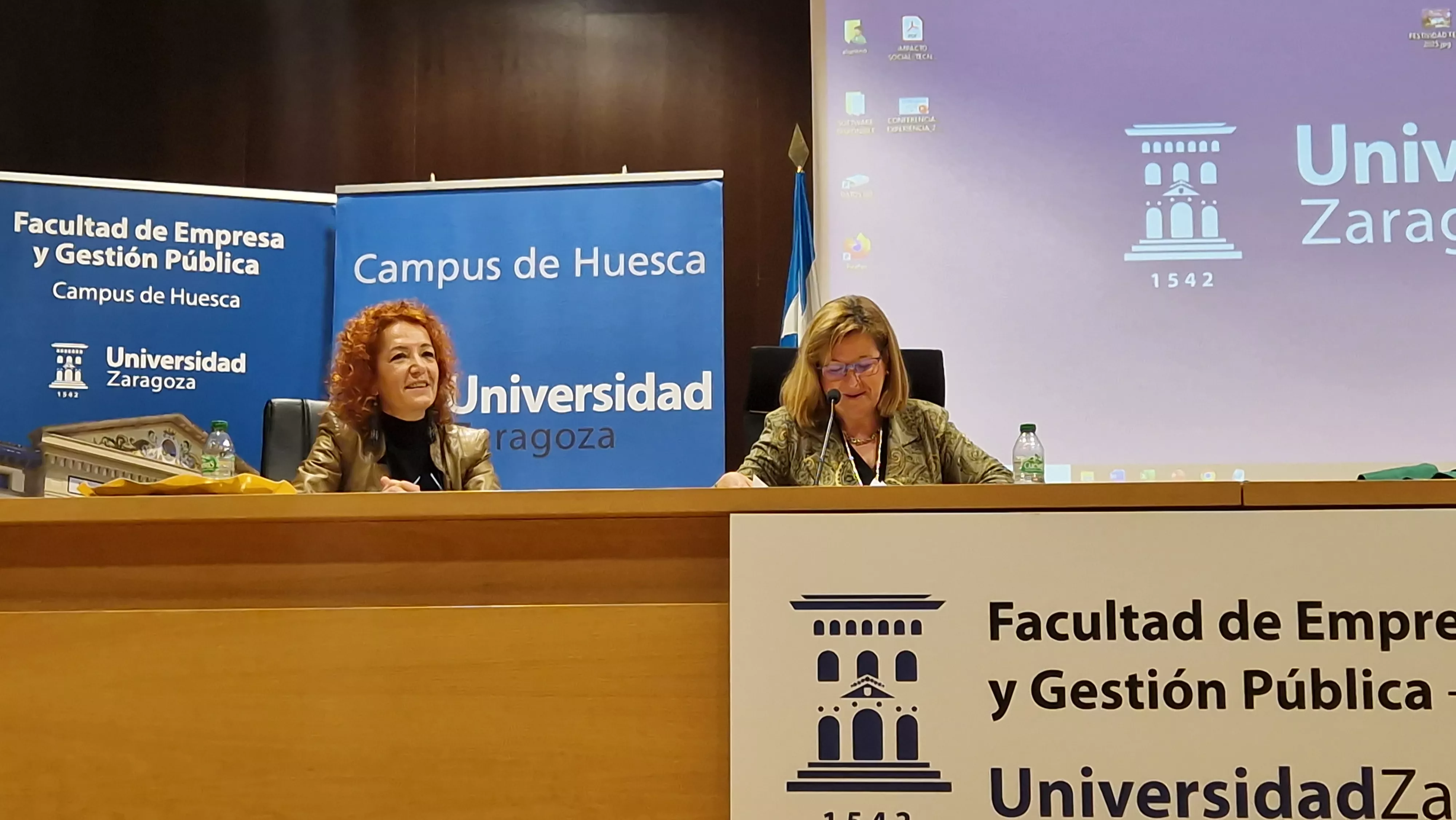 Fiesta anual del Colegio Mayor Universitario 'Ramón Acín'. Foto Myriam Martínez