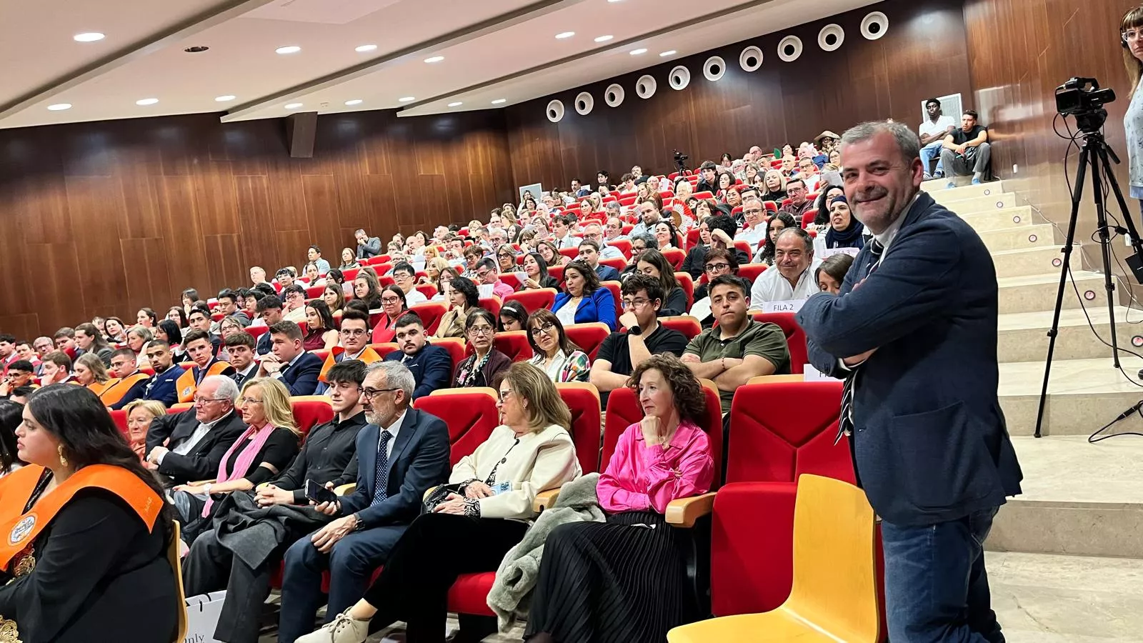 Acto de graduación de la Facultad de Empresa y Gestión Pública de Huesca 2025. Foto Mercedes Manterola