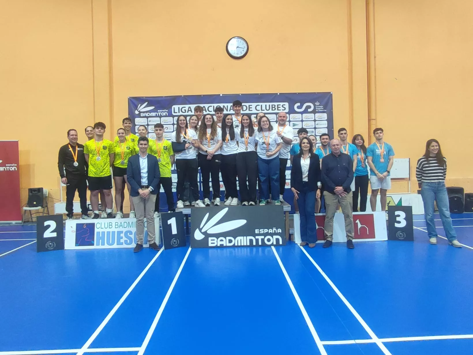 Badminton Huesca La Magia asciende a División de Honor 